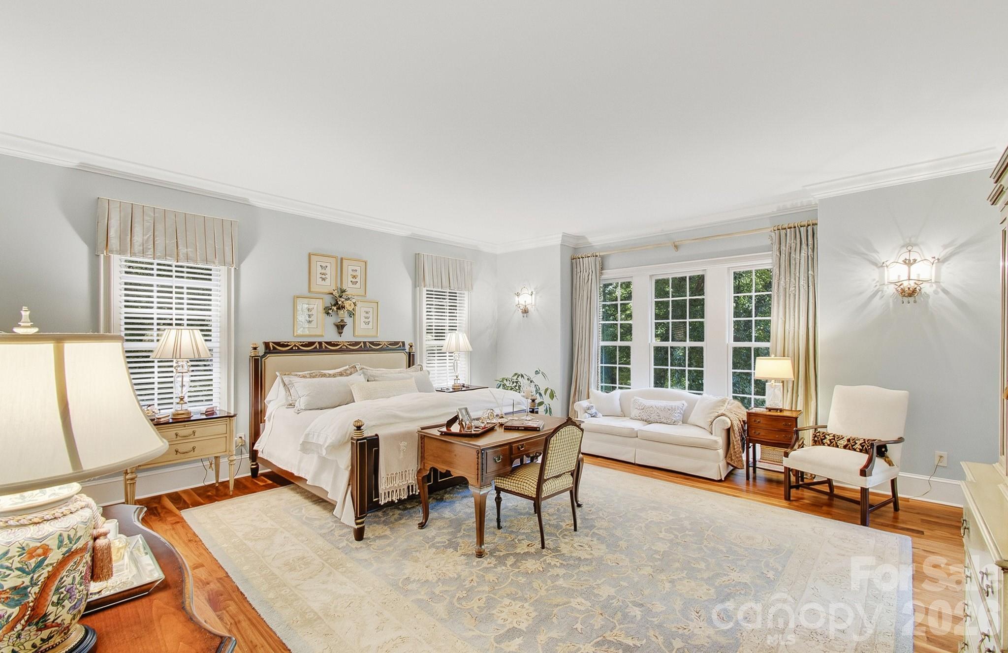 1333 Solomon Circle — Hendersonville