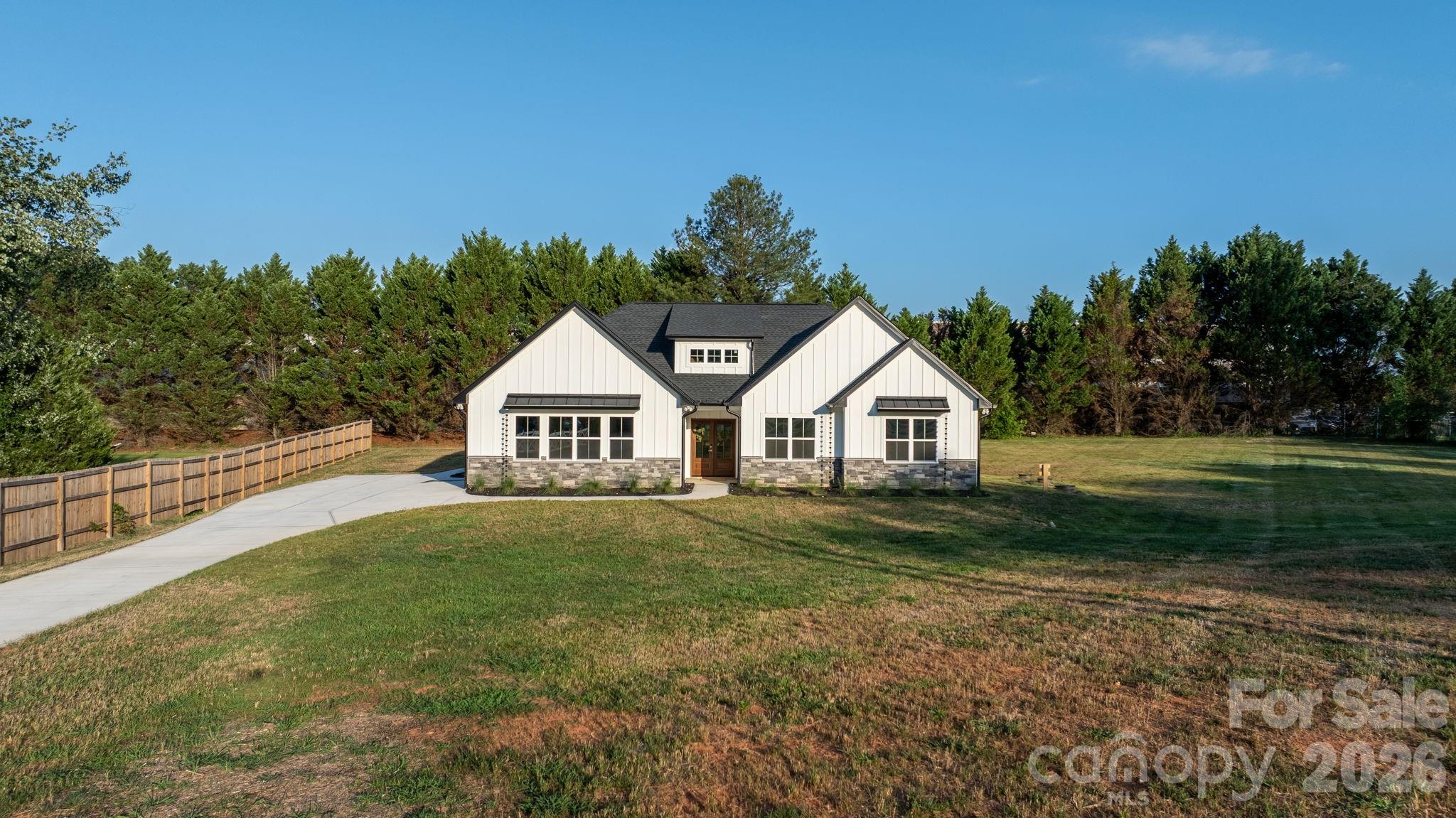 520 Allen Way — Indian Trail