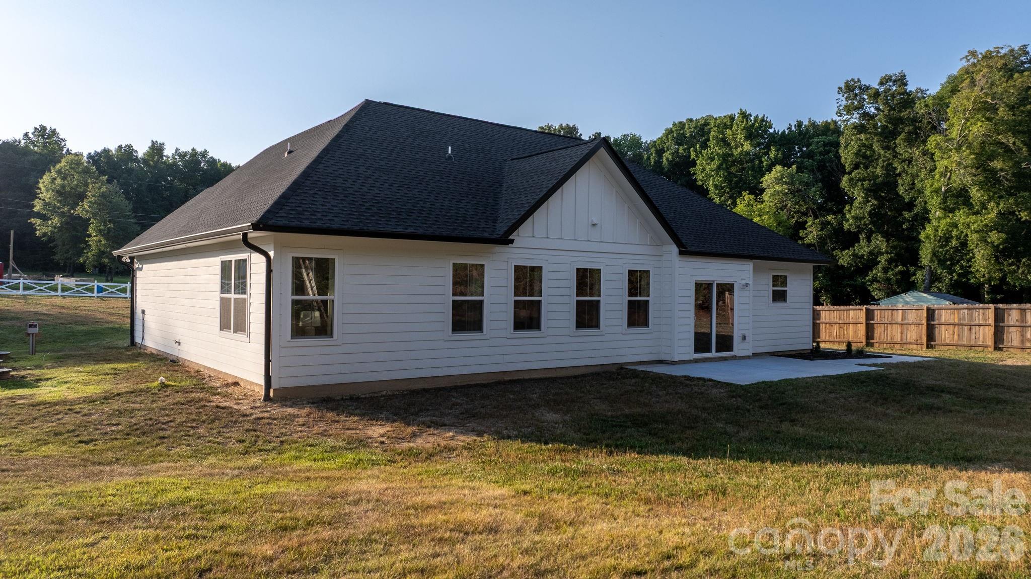 520 Allen Way — Indian Trail
