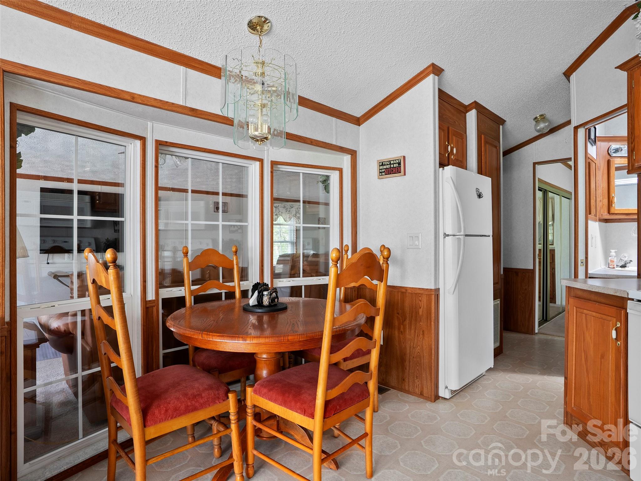 43 Pike Point — Waynesville