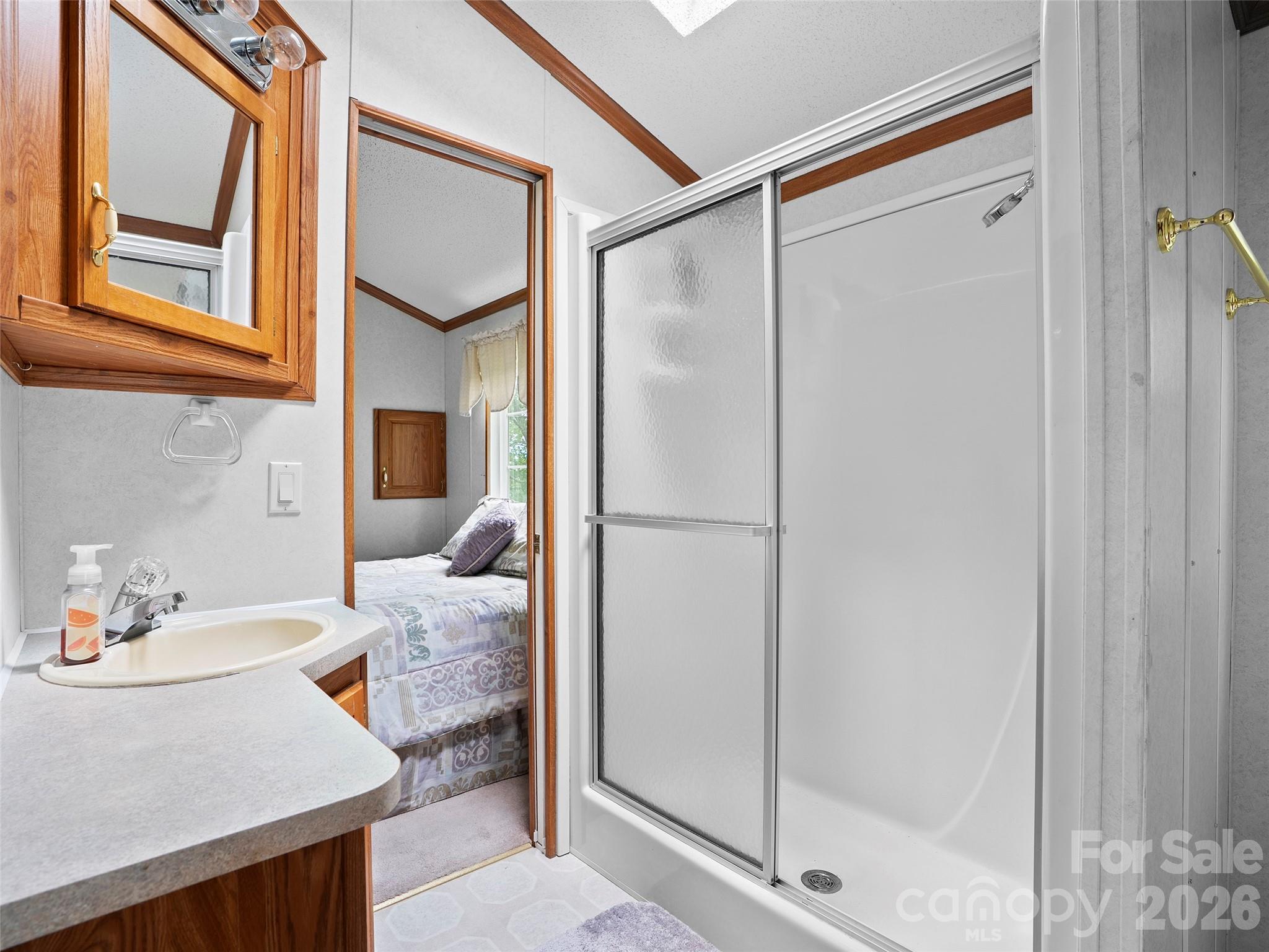 43 Pike Point — Waynesville
