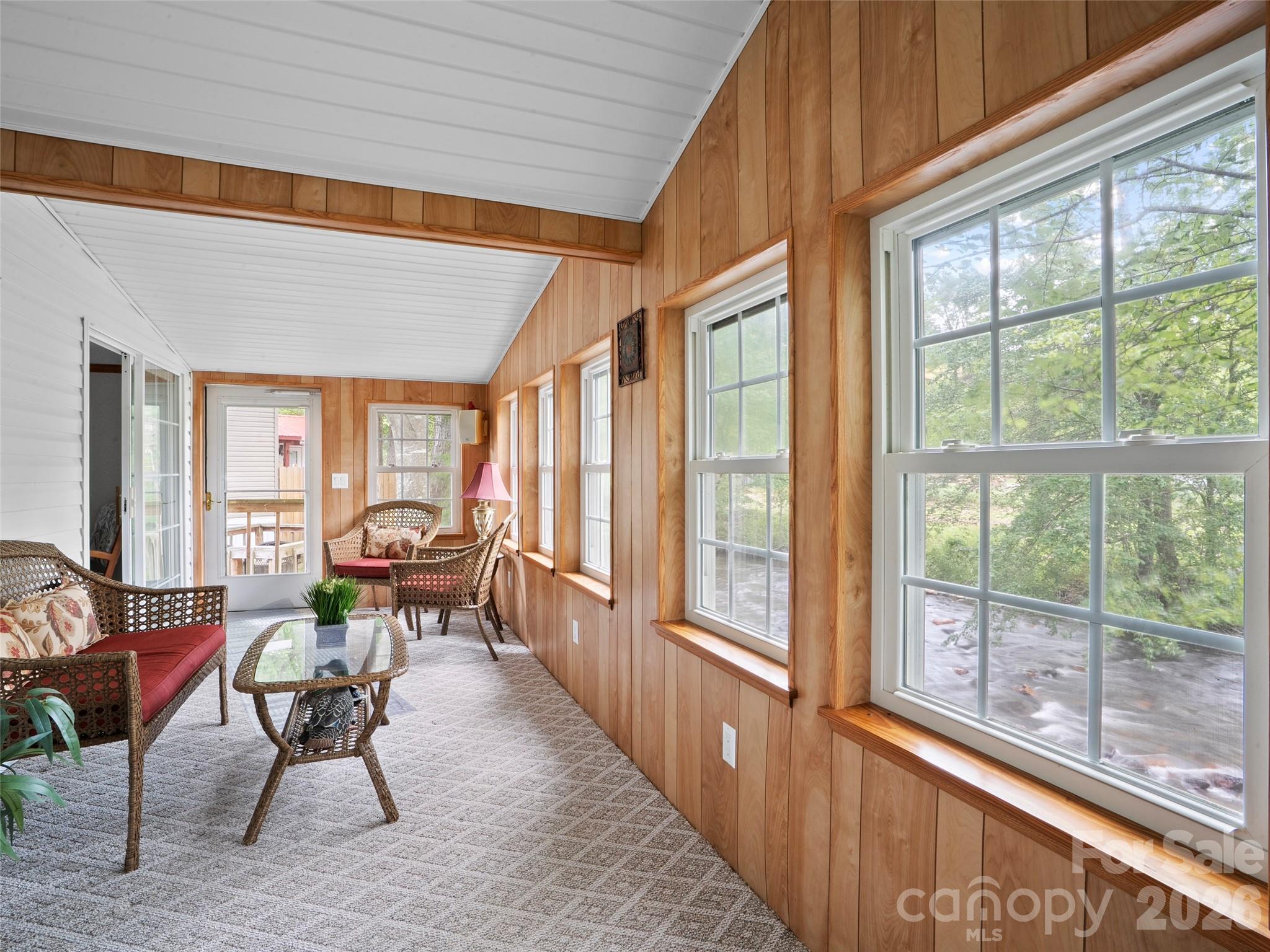 43 Pike Point — Waynesville