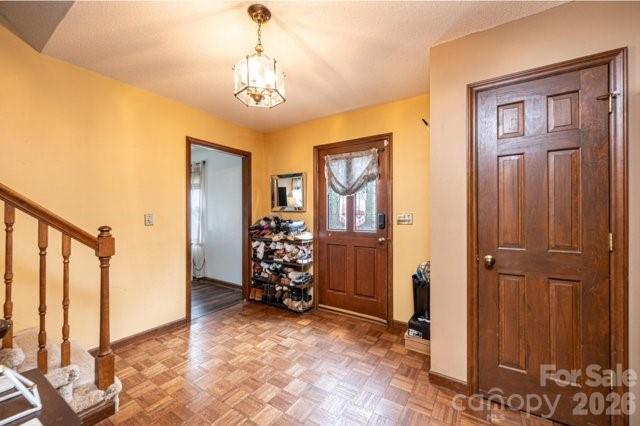5976 Gold Creek Estate Drive — Hickory