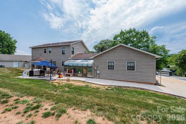 5976 Gold Creek Estate Drive — Hickory