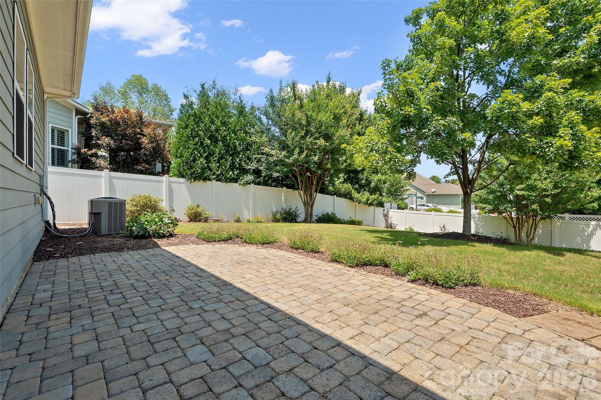 11633 Bradford Park Drive — Davidson