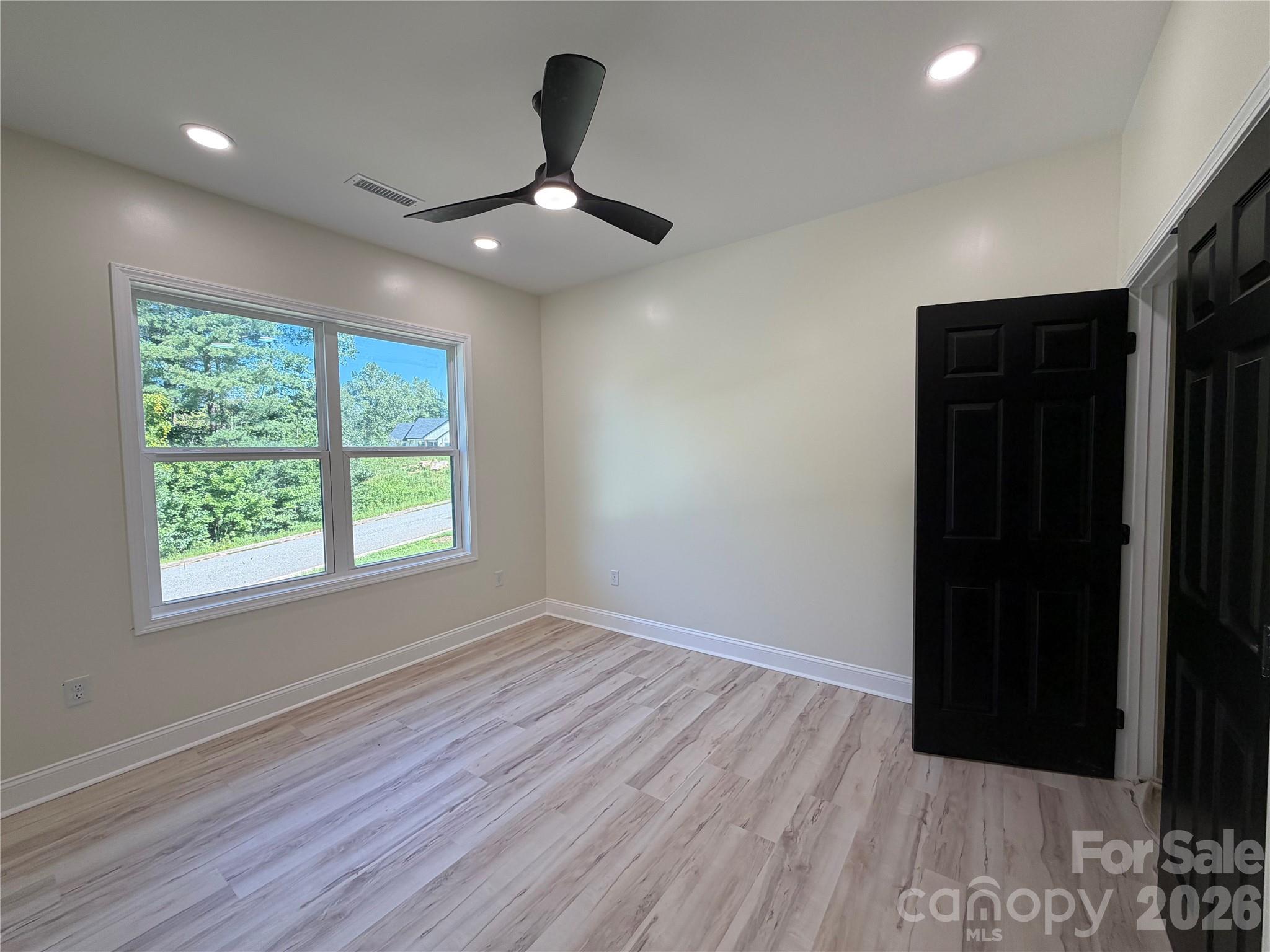 1204 Spring Time Court SW — Lenoir