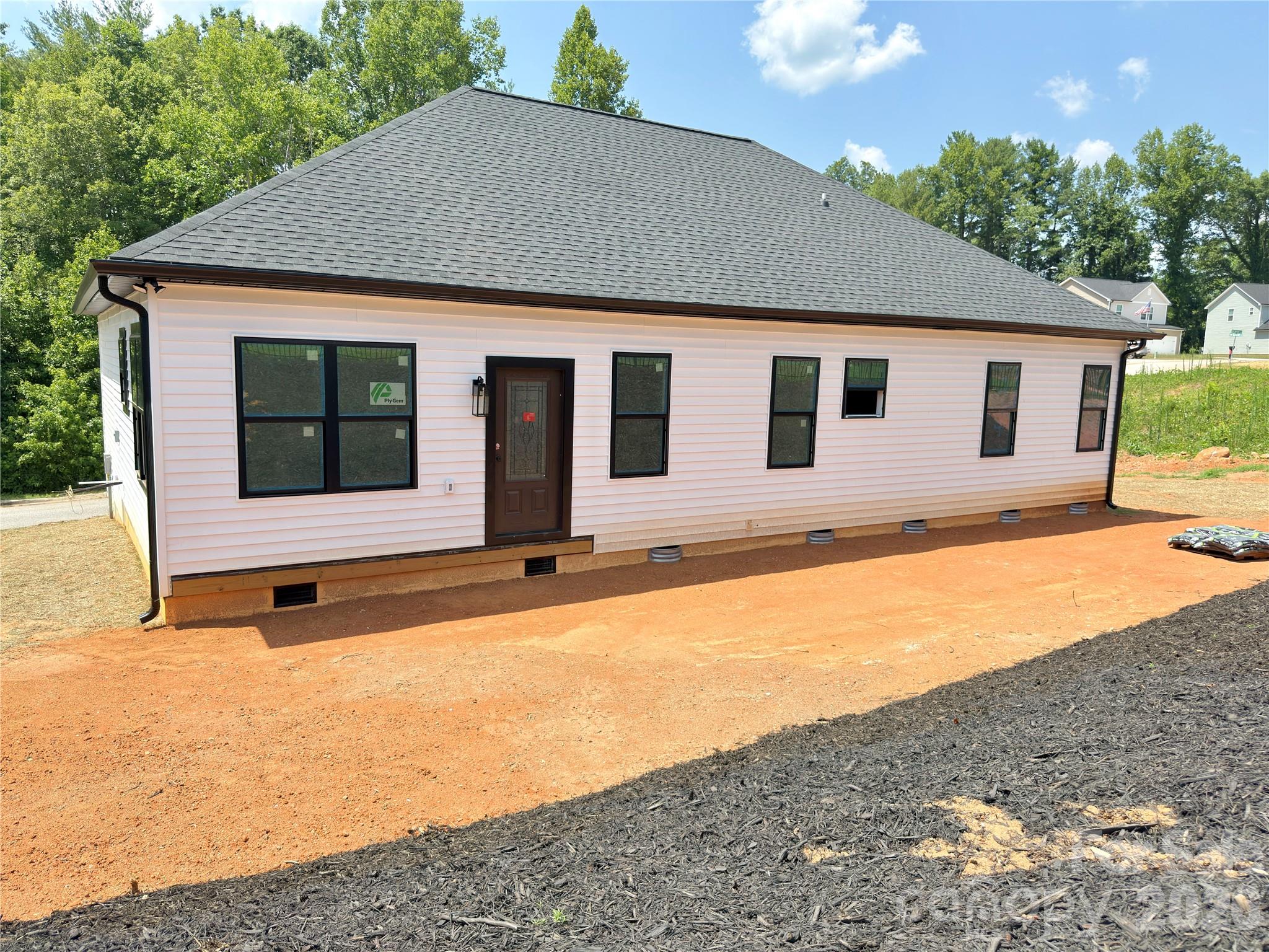 1204 Spring Time Court SW — Lenoir