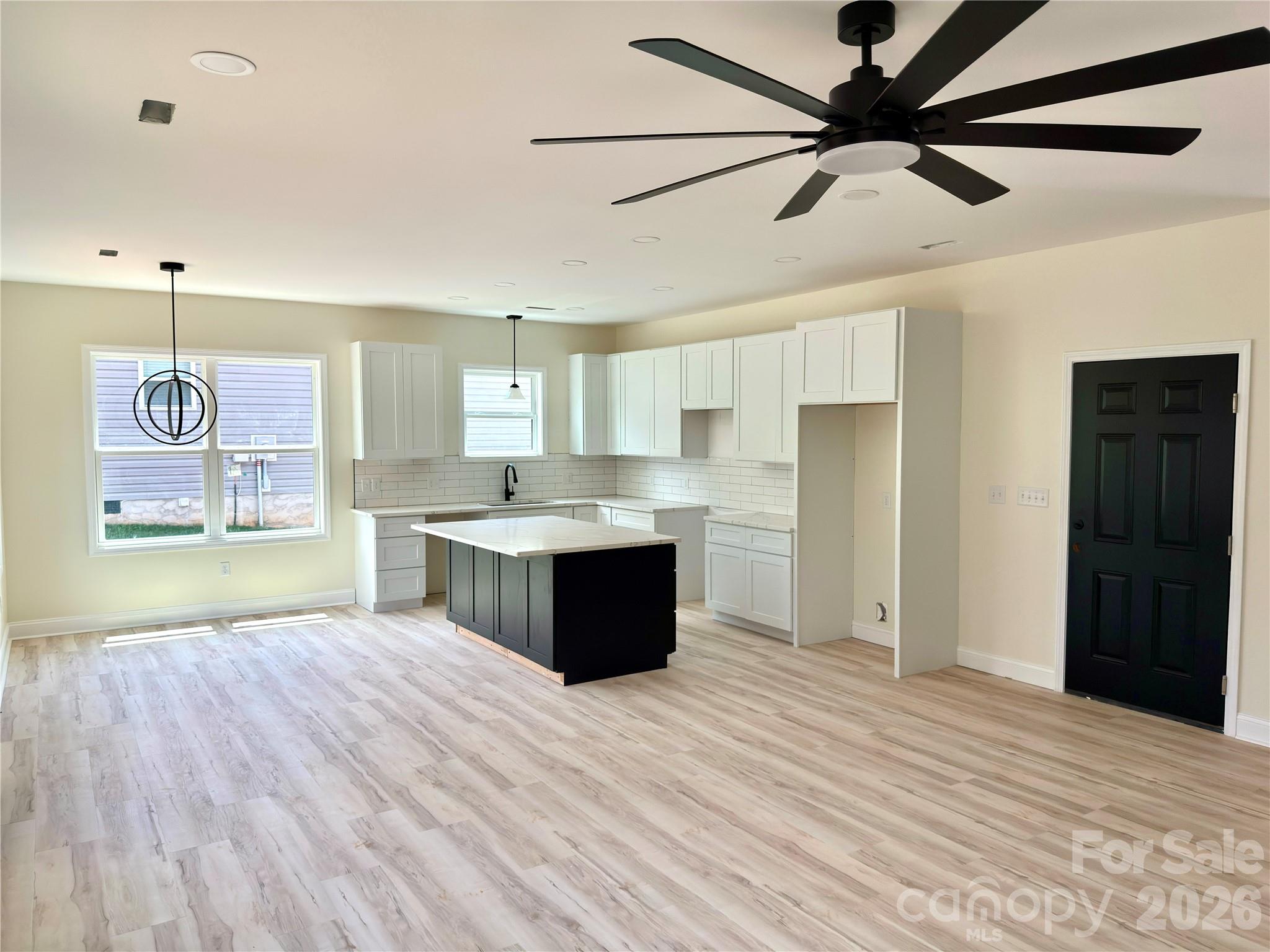 1204 Spring Time Court SW — Lenoir