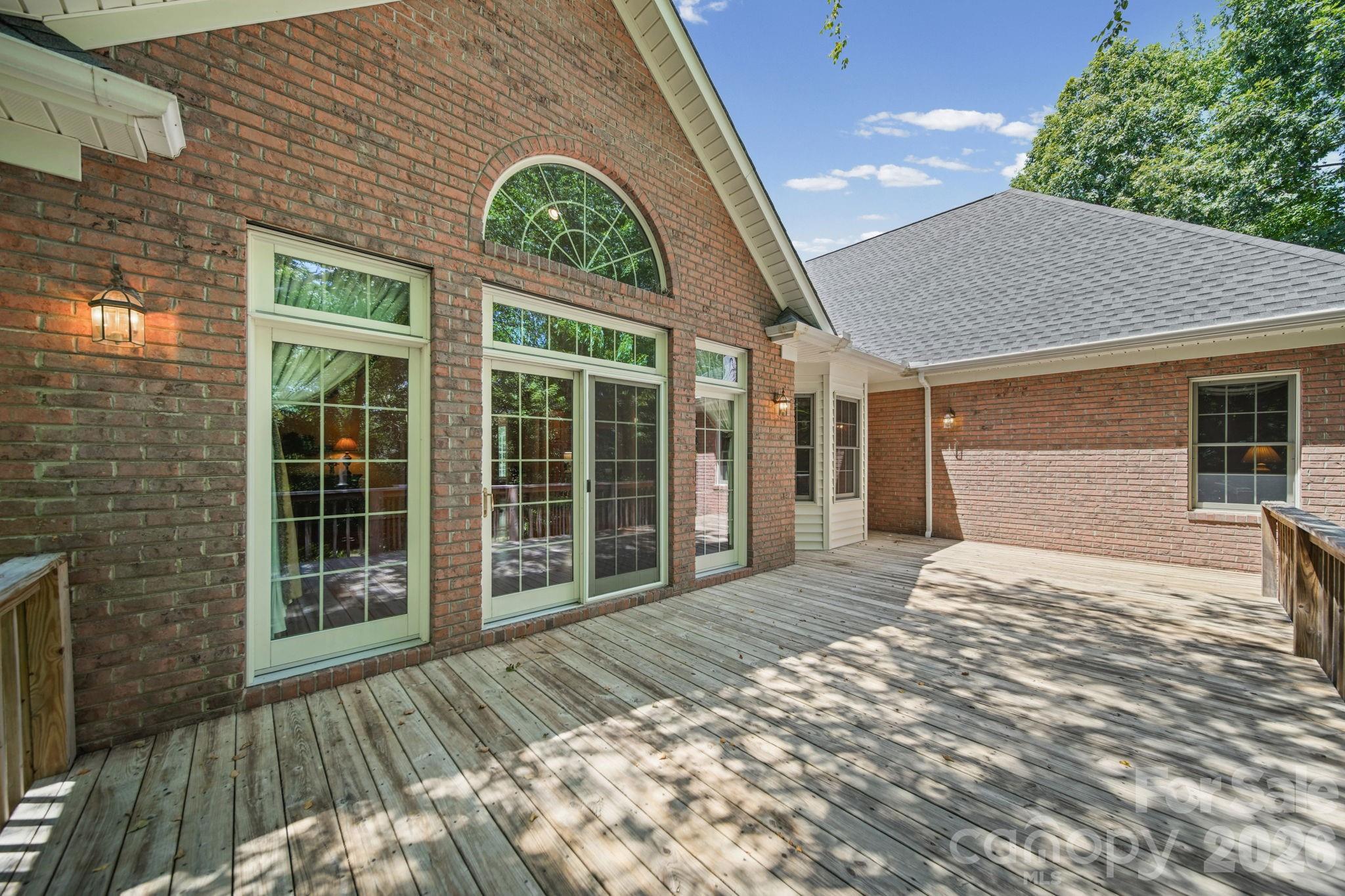 417 Crooked Oak Drive — Oakboro