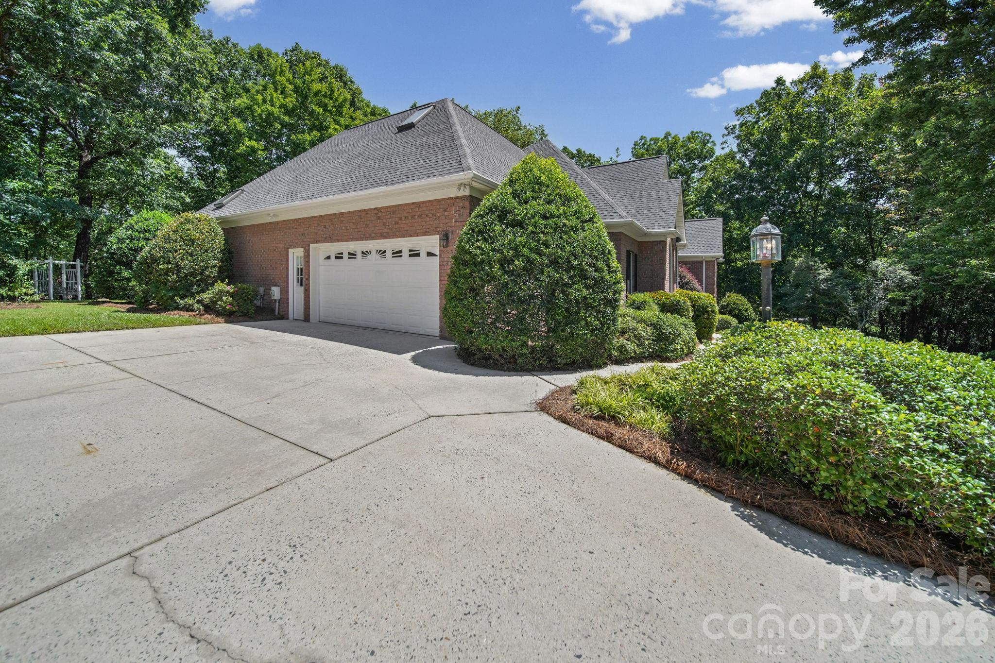 417 Crooked Oak Drive — Oakboro