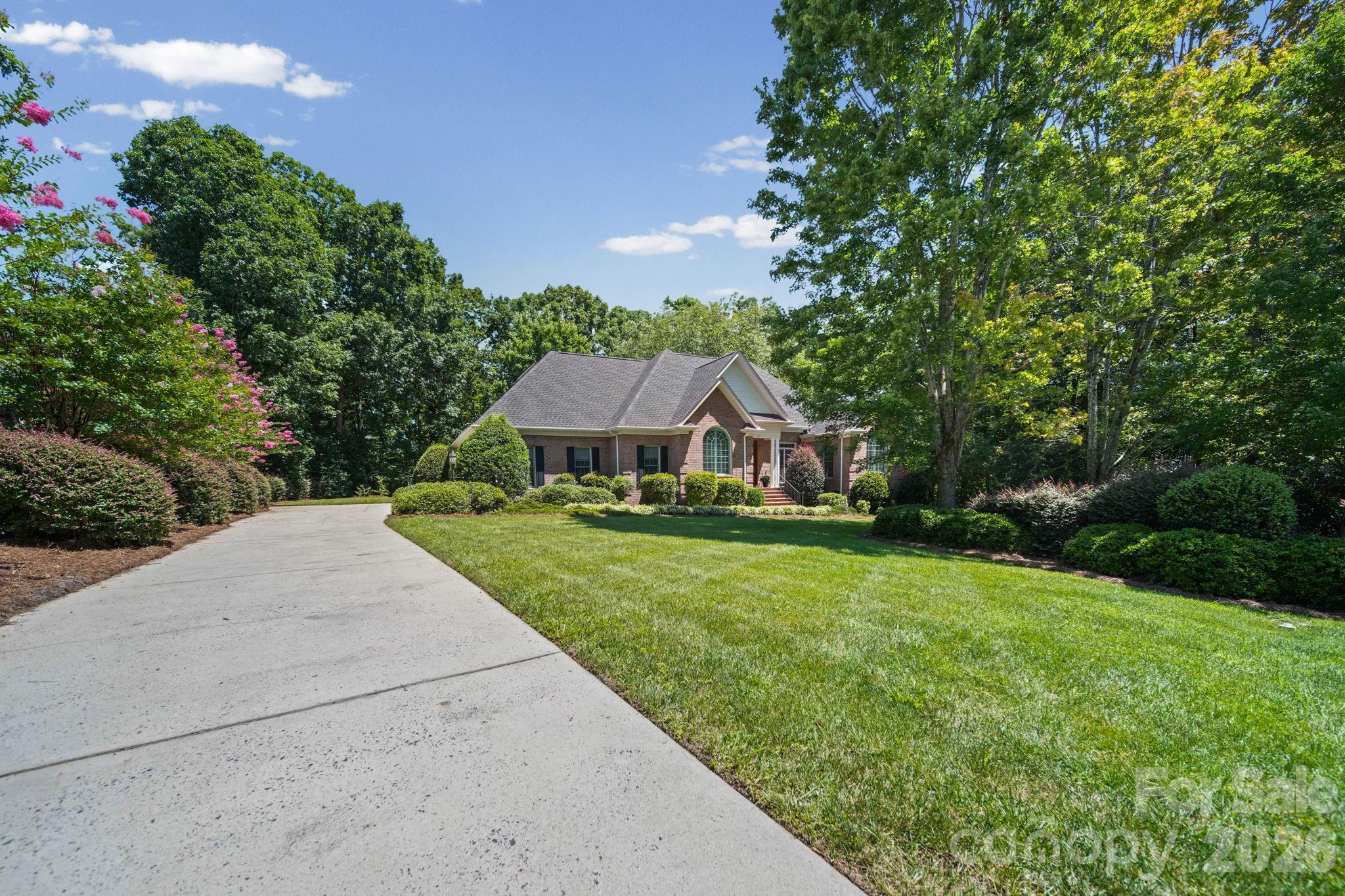417 Crooked Oak Drive — Oakboro