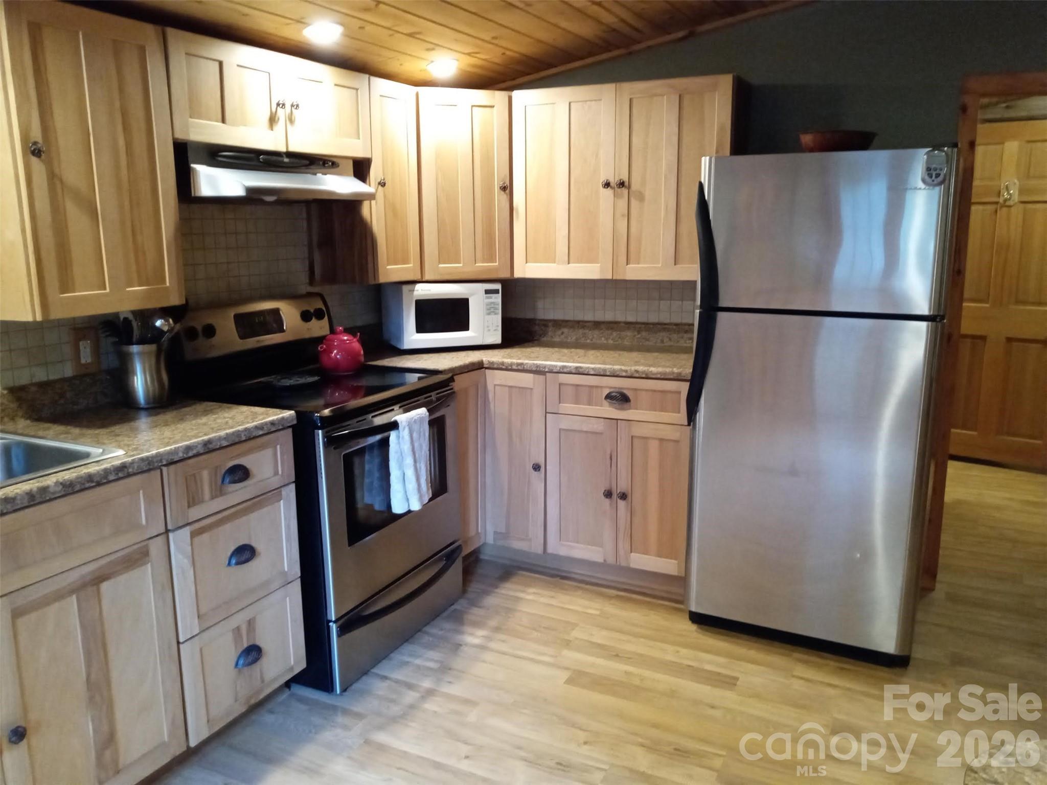 251 Village Lane — Mars Hill