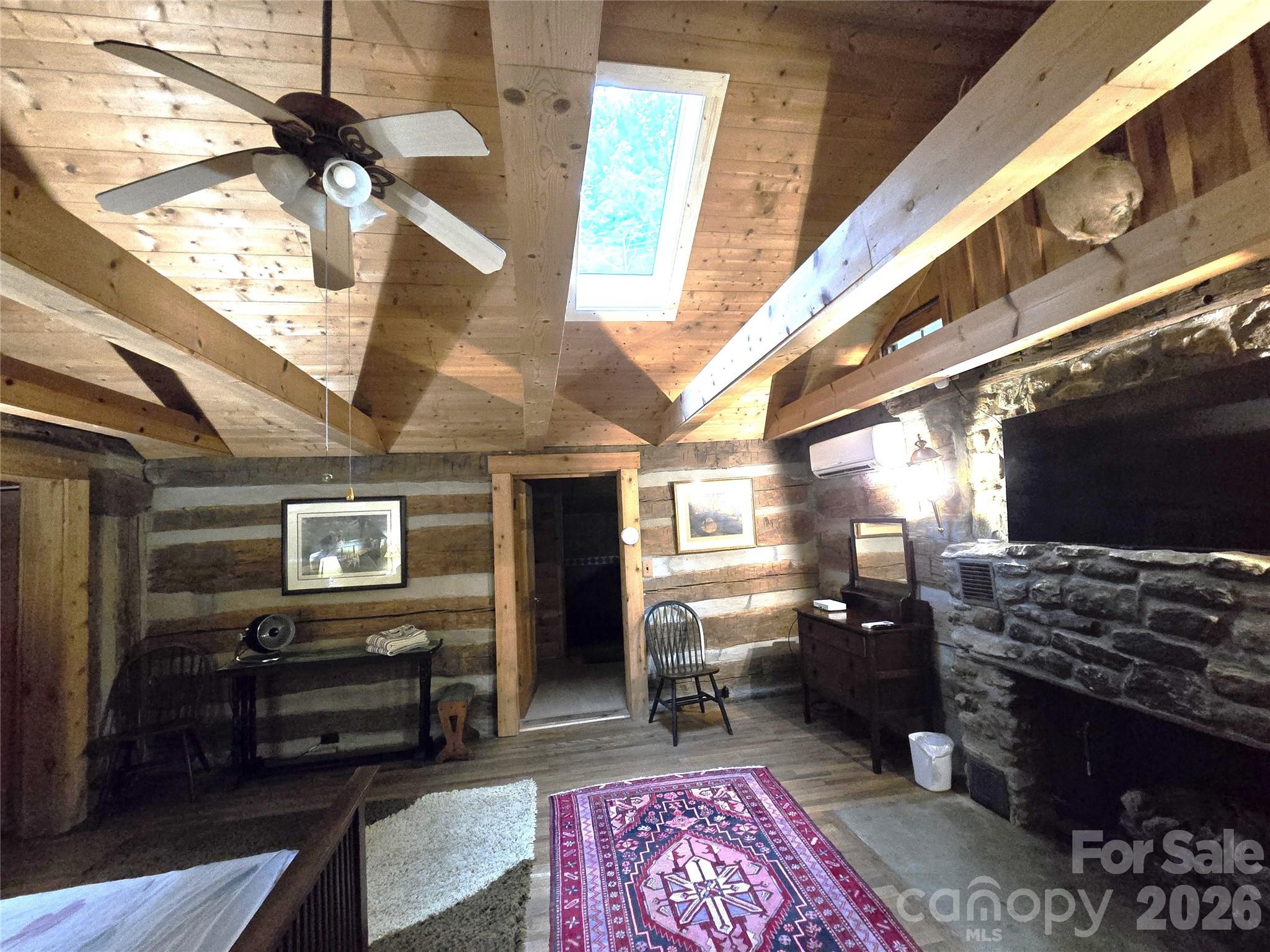 251 Village Lane — Mars Hill