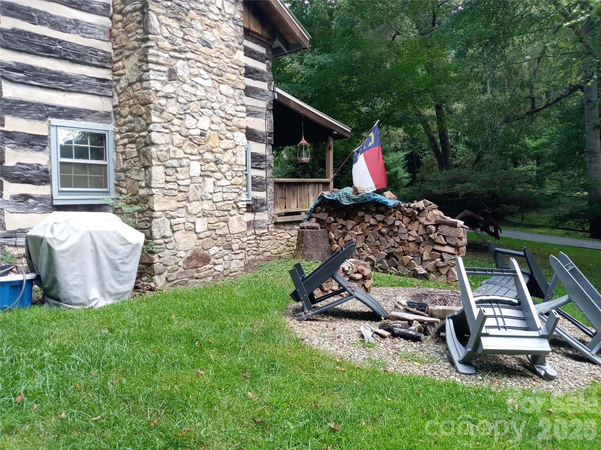251 Village Lane — Mars Hill