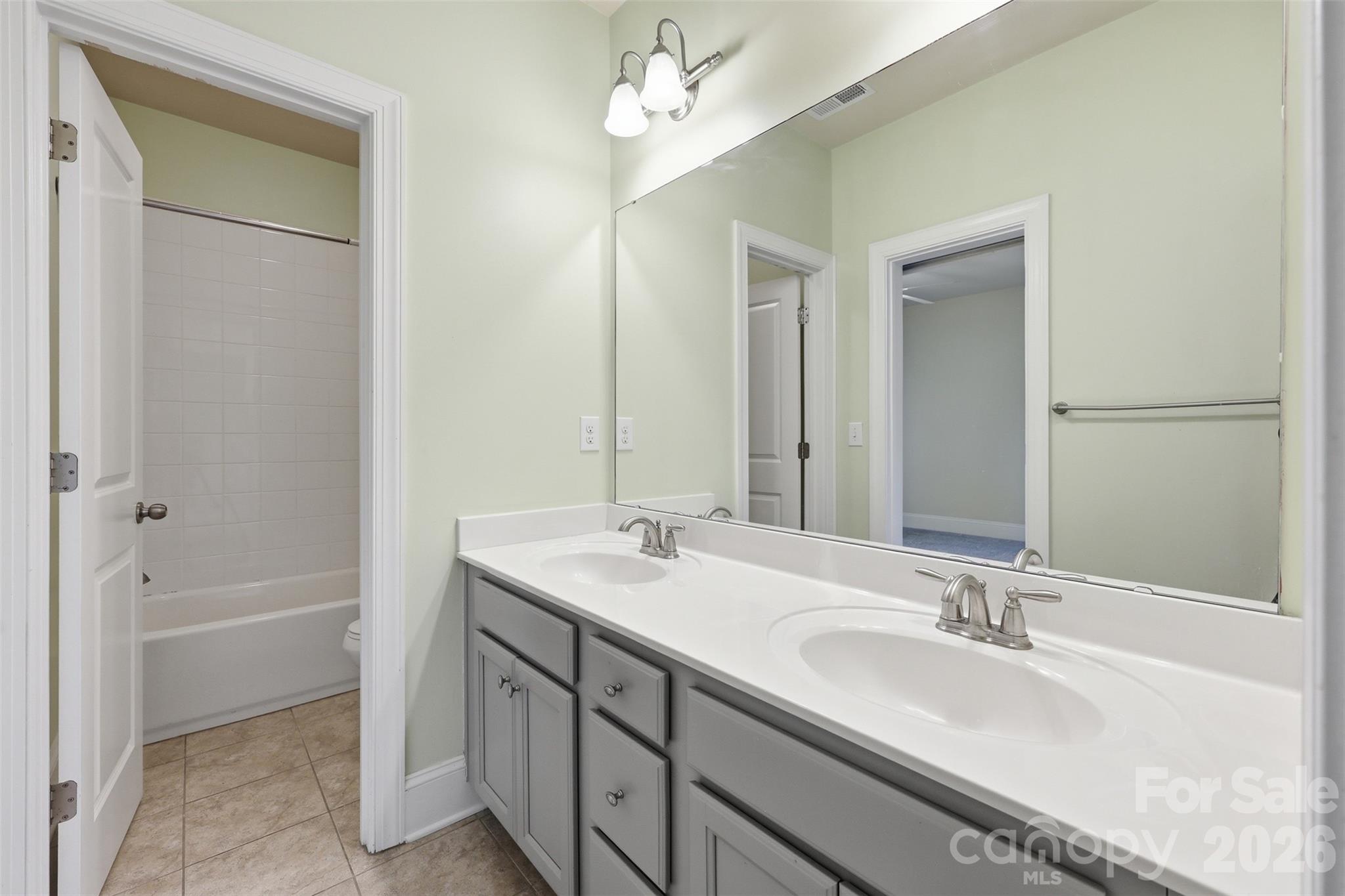 9115 Unbridle Lane — Waxhaw