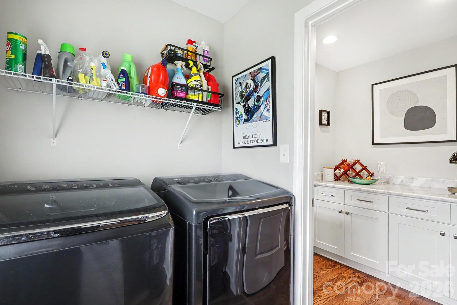 3330 Woodleaf Road — Charlotte