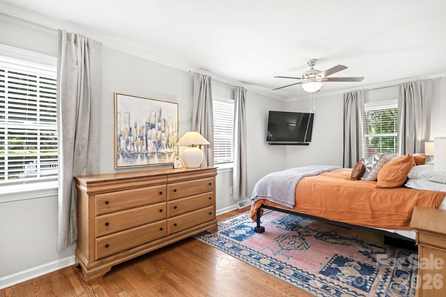 3330 Woodleaf Road — Charlotte