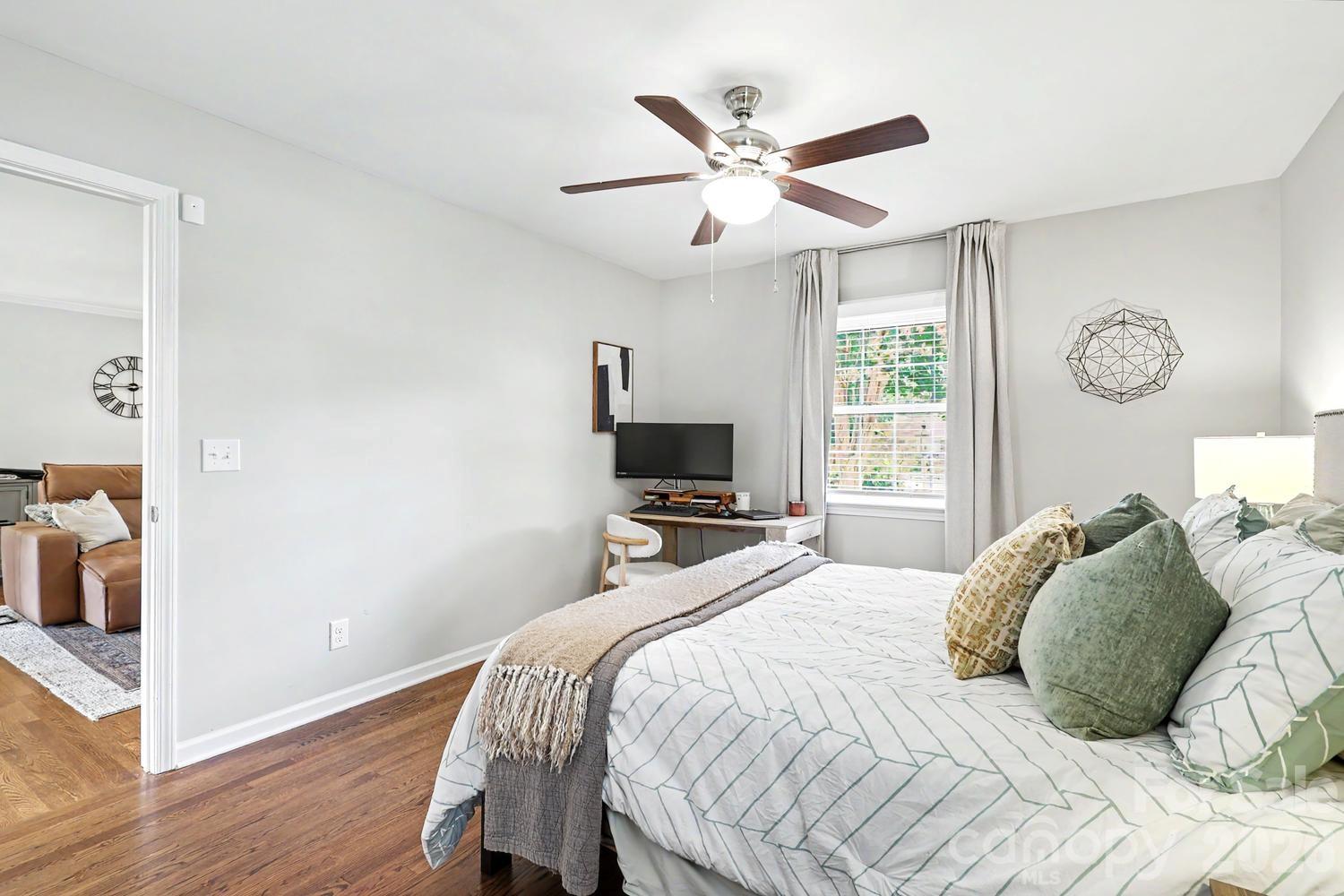 3330 Woodleaf Road — Charlotte