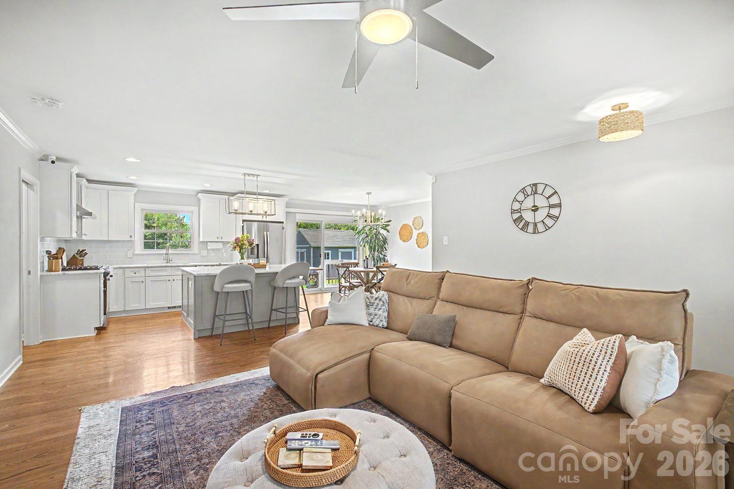3330 Woodleaf Road — Charlotte