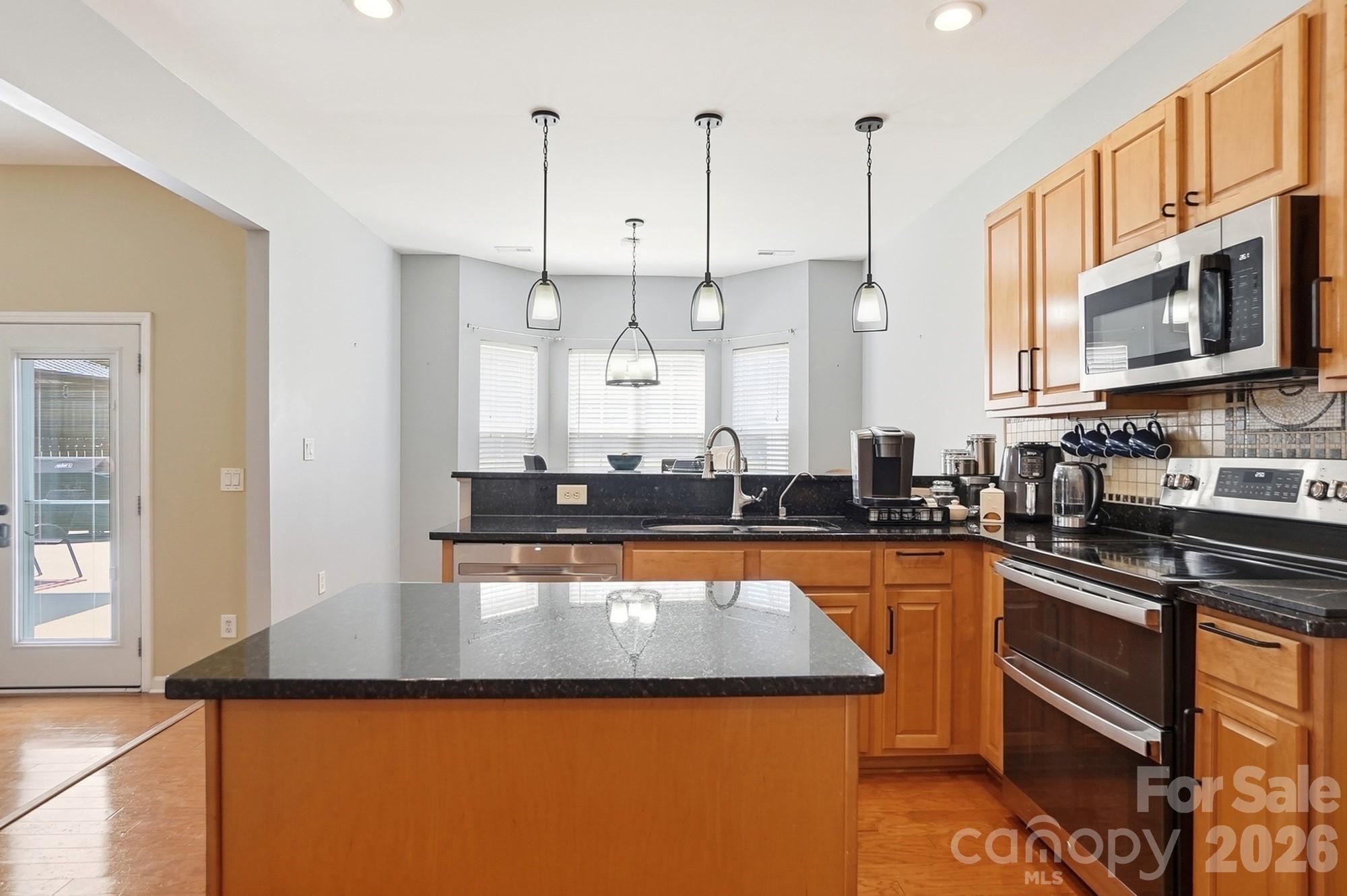 15320 Edgewater Forest Lane — Charlotte