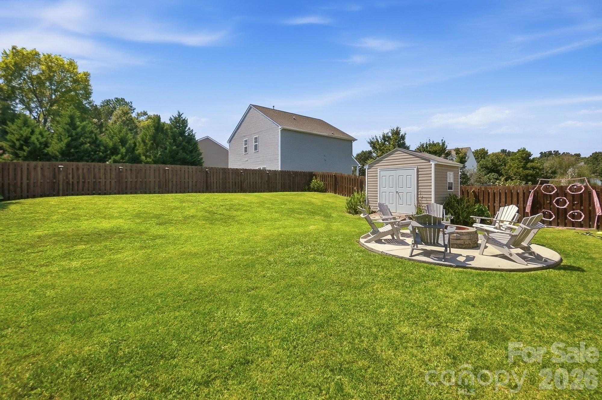 15320 Edgewater Forest Lane — Charlotte