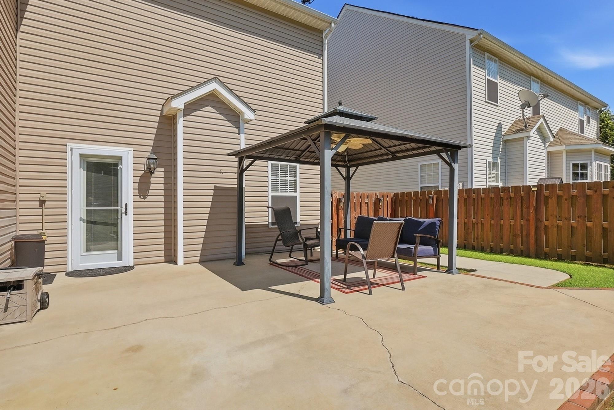 15320 Edgewater Forest Lane — Charlotte