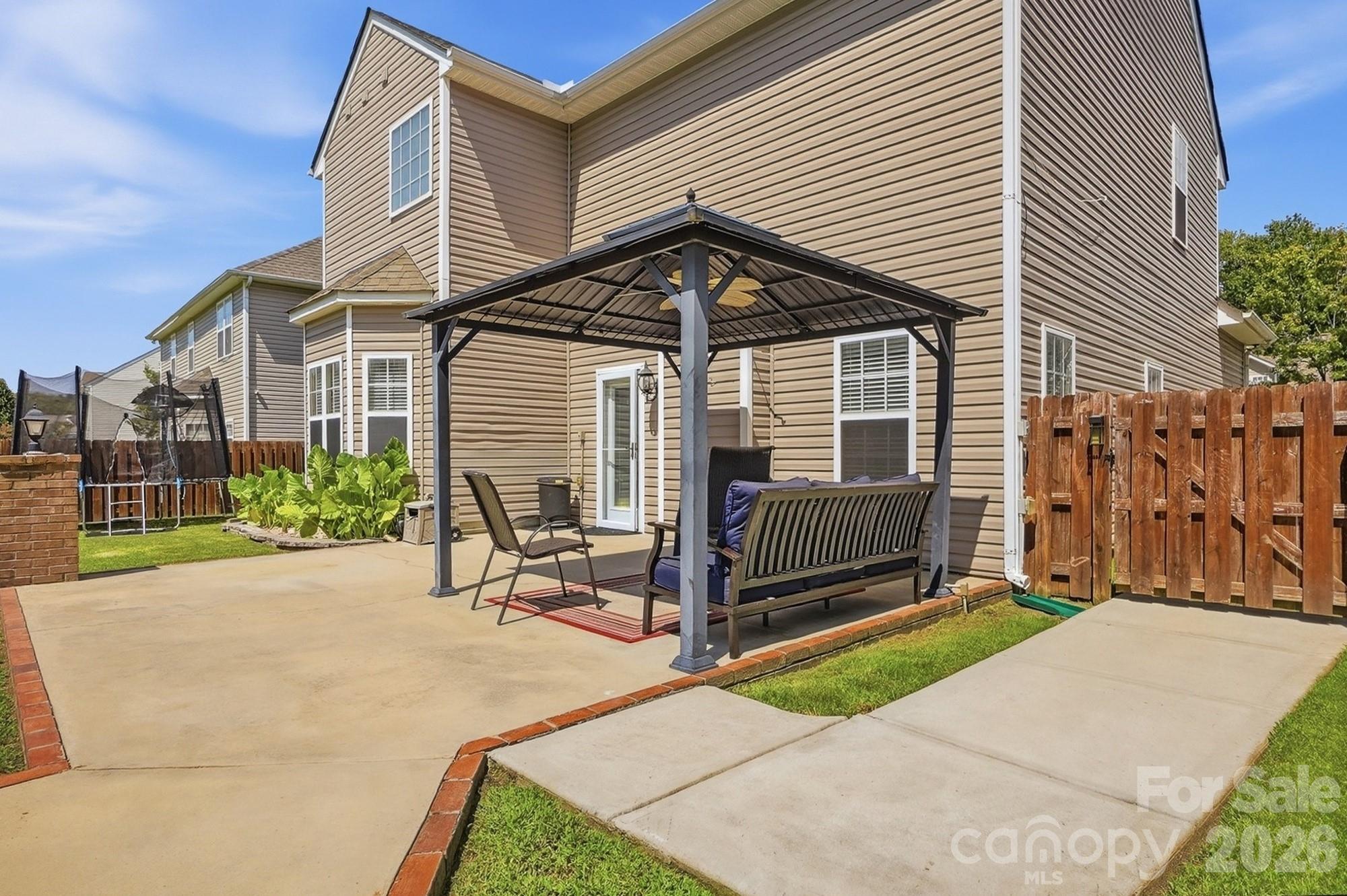 15320 Edgewater Forest Lane — Charlotte