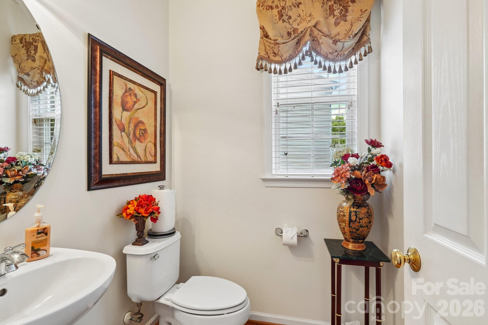 7809 Pinecroft Court — Harrisburg