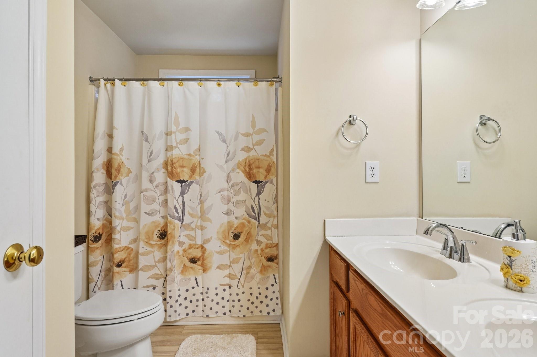7809 Pinecroft Court — Harrisburg