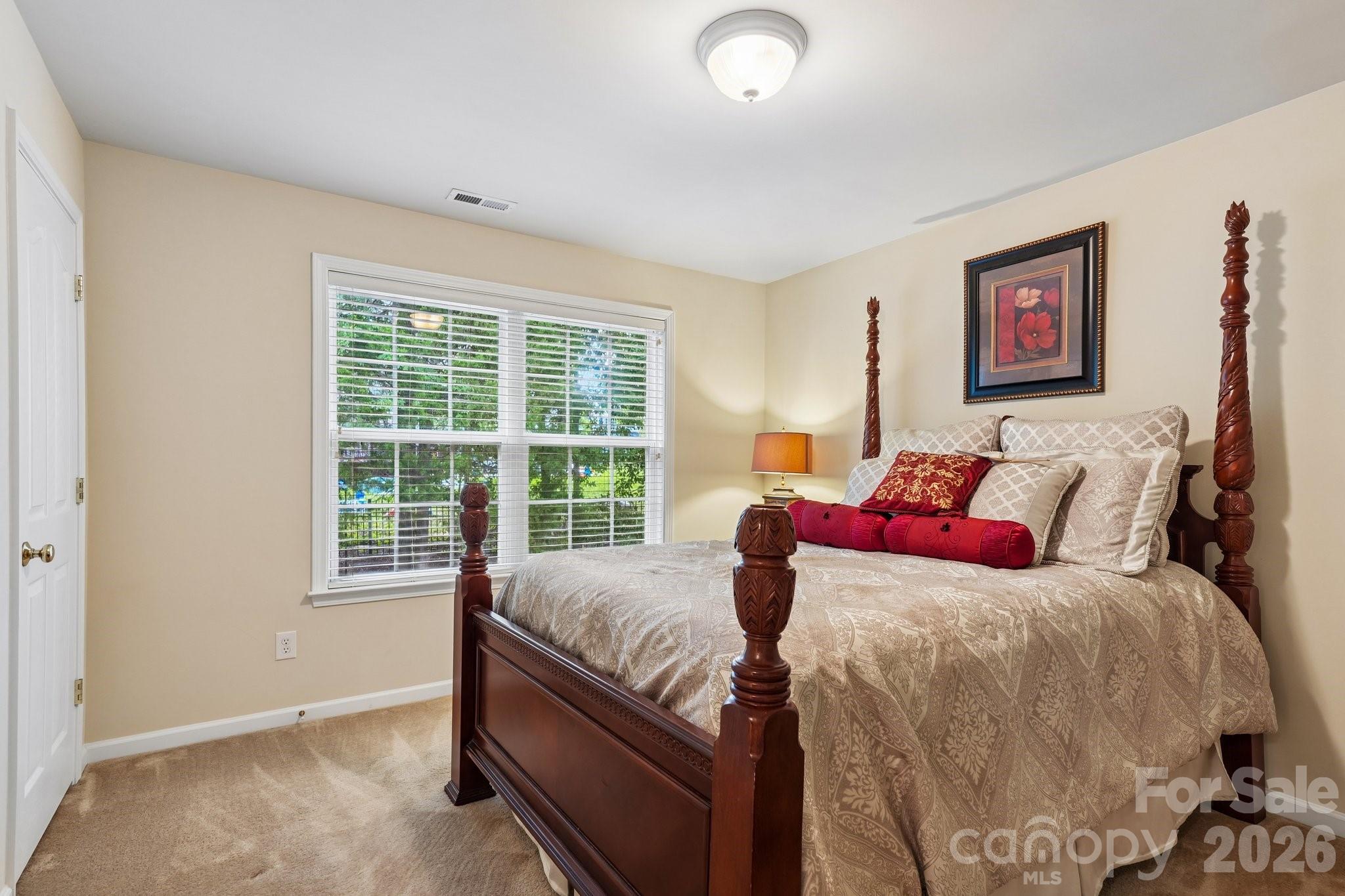 7809 Pinecroft Court — Harrisburg