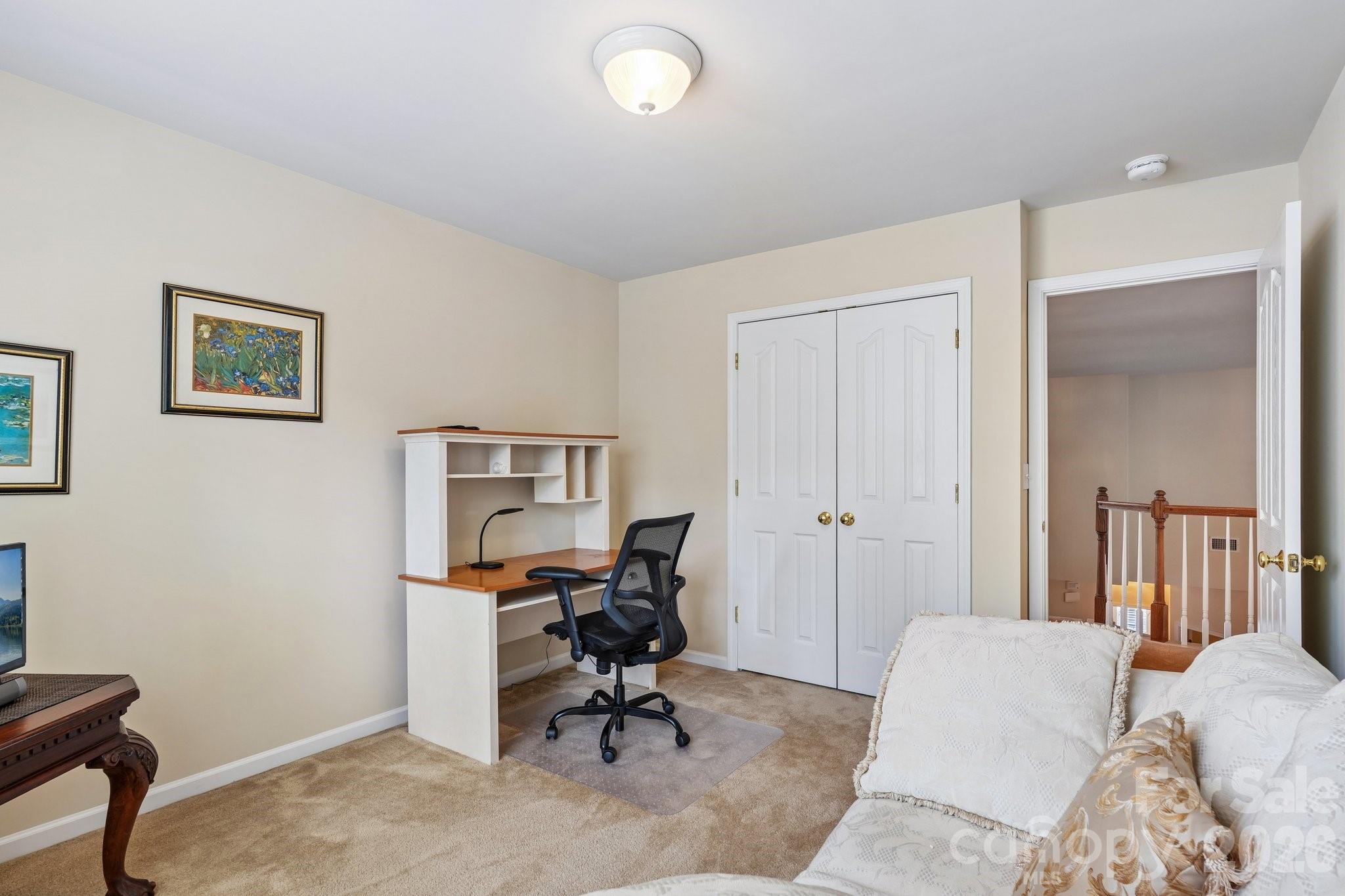 7809 Pinecroft Court — Harrisburg