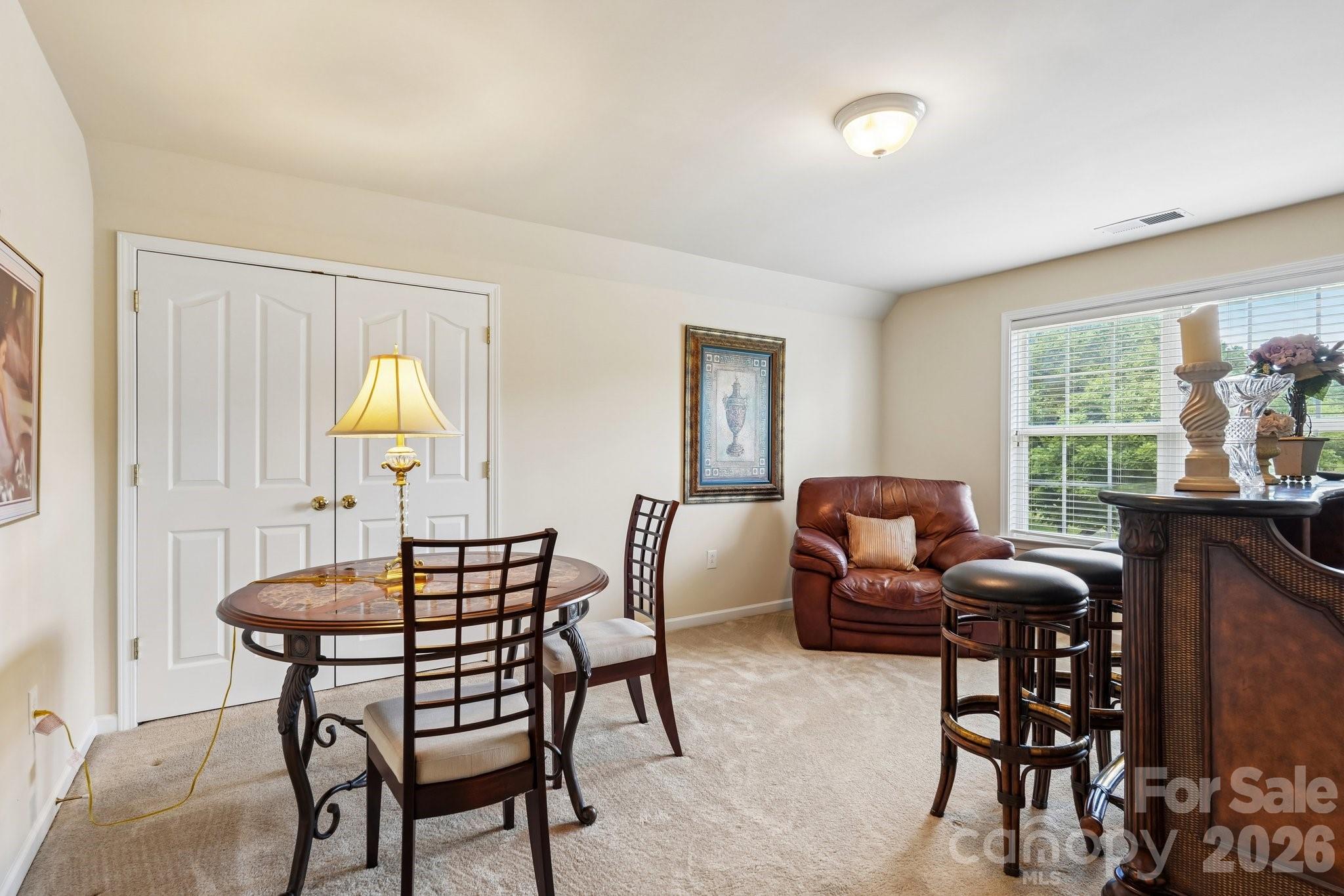 7809 Pinecroft Court — Harrisburg