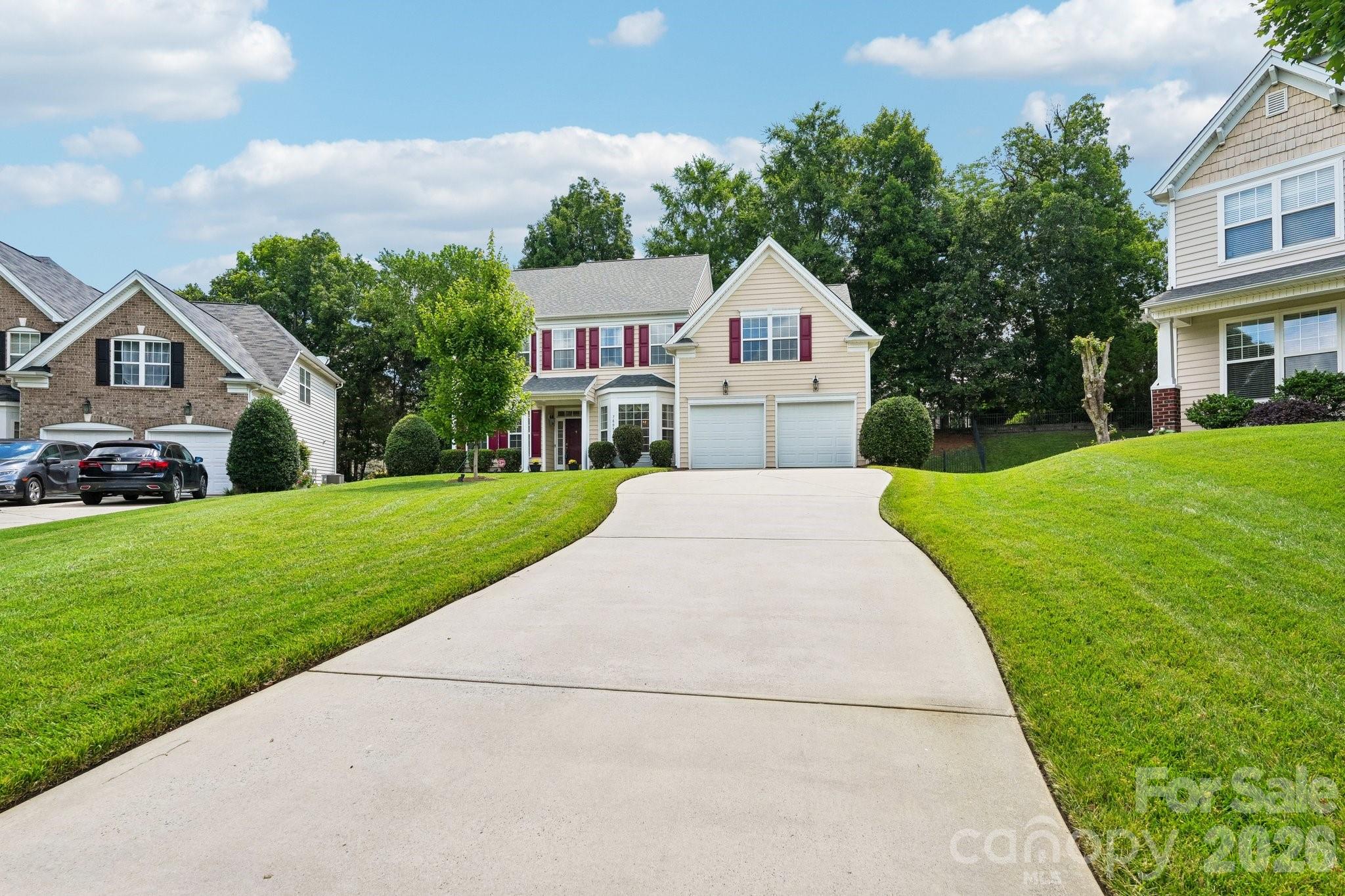 7809 Pinecroft Court — Harrisburg