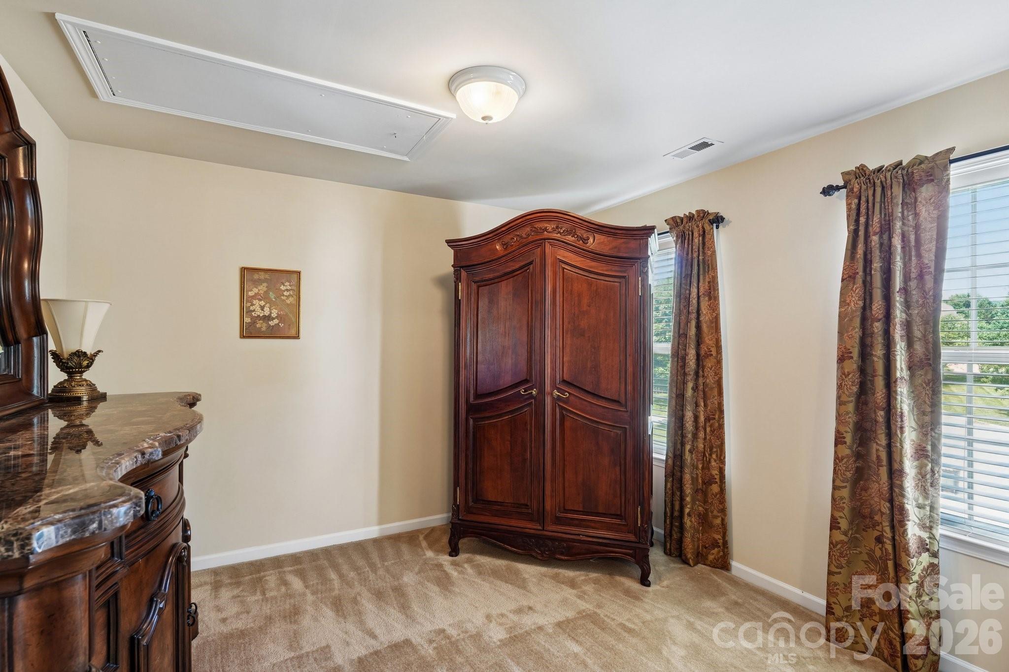 7809 Pinecroft Court — Harrisburg