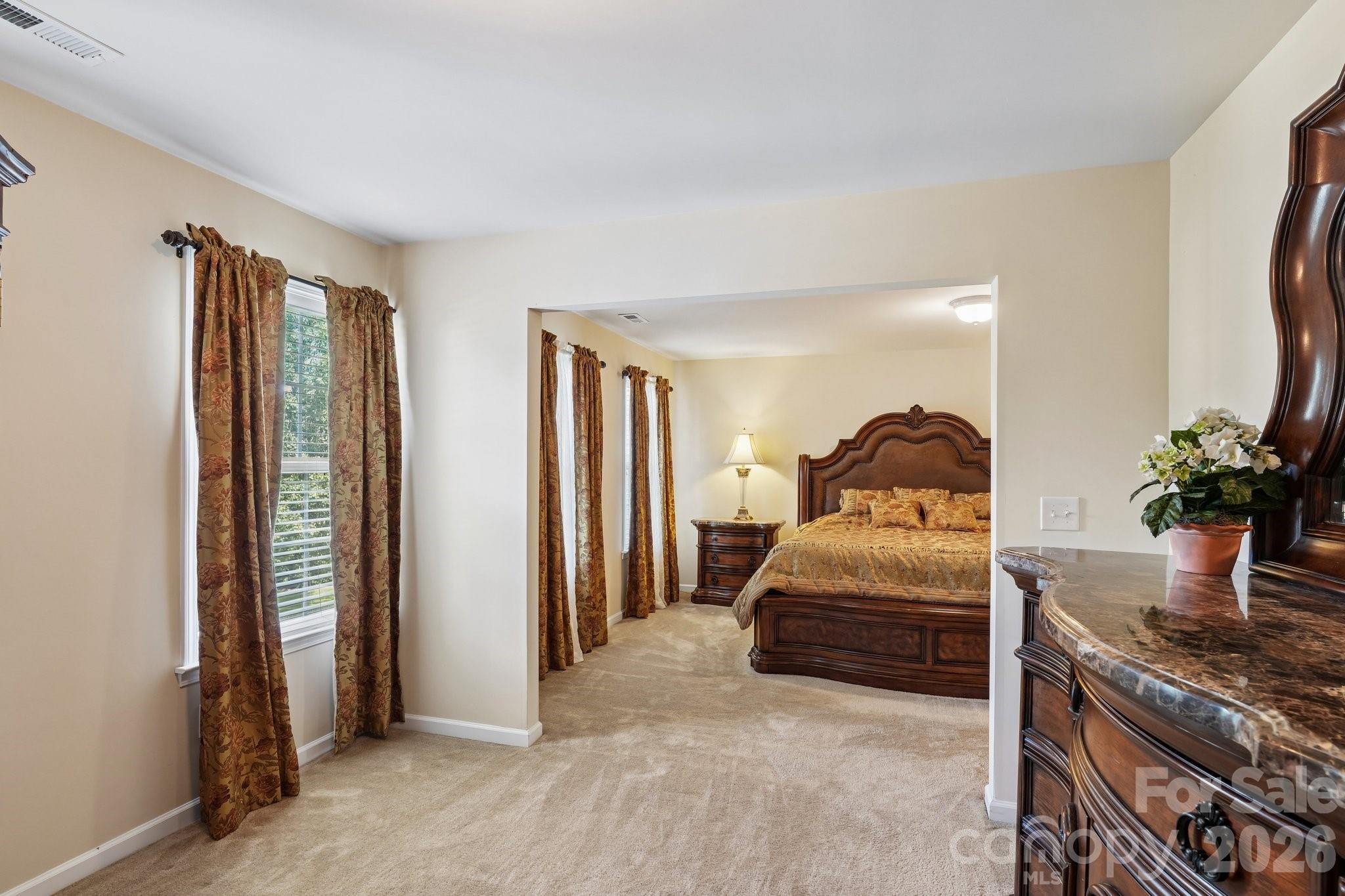 7809 Pinecroft Court — Harrisburg