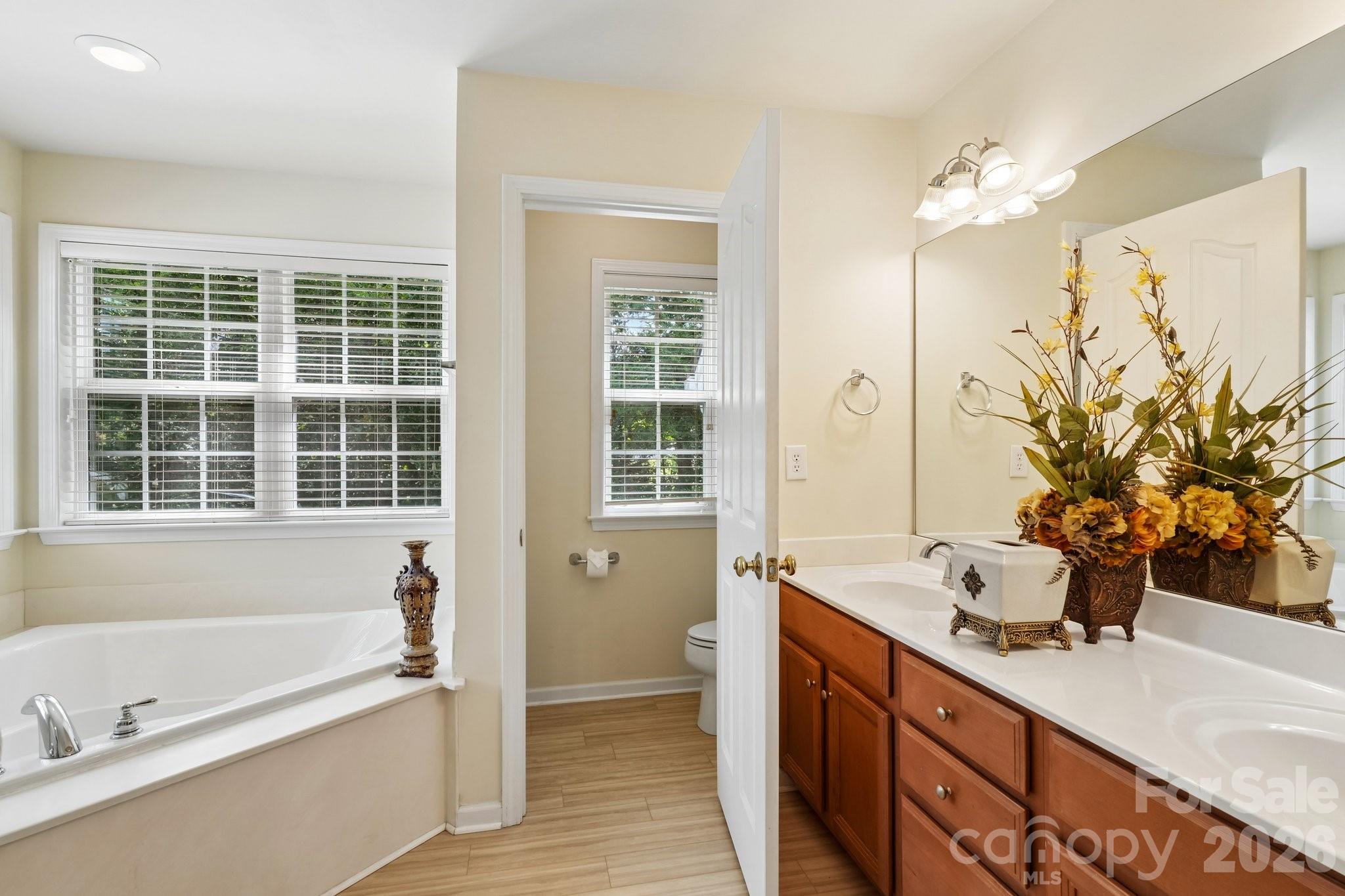 7809 Pinecroft Court — Harrisburg
