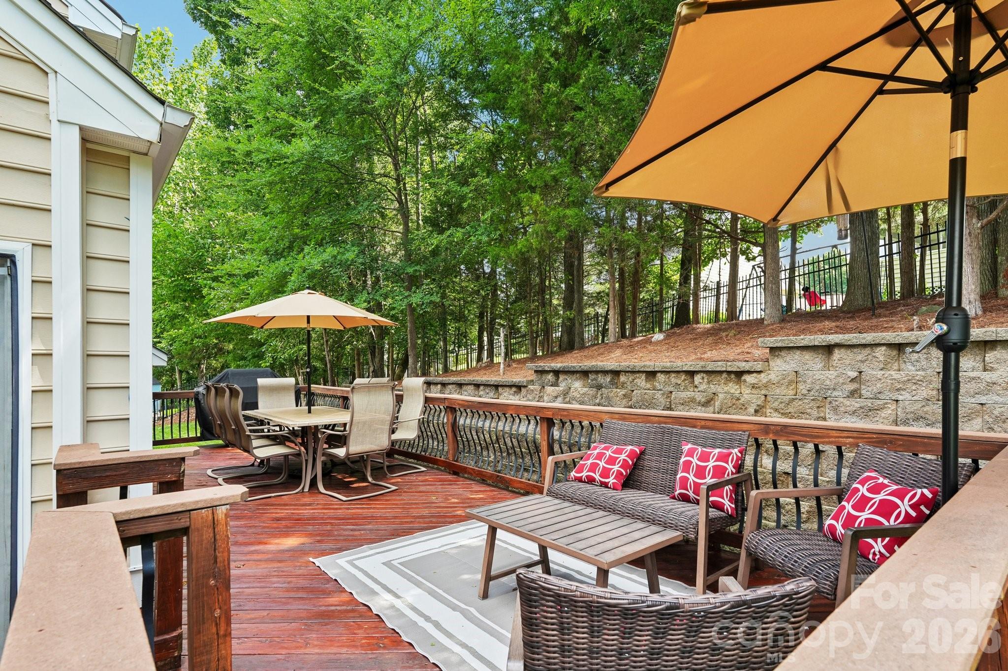 7809 Pinecroft Court — Harrisburg