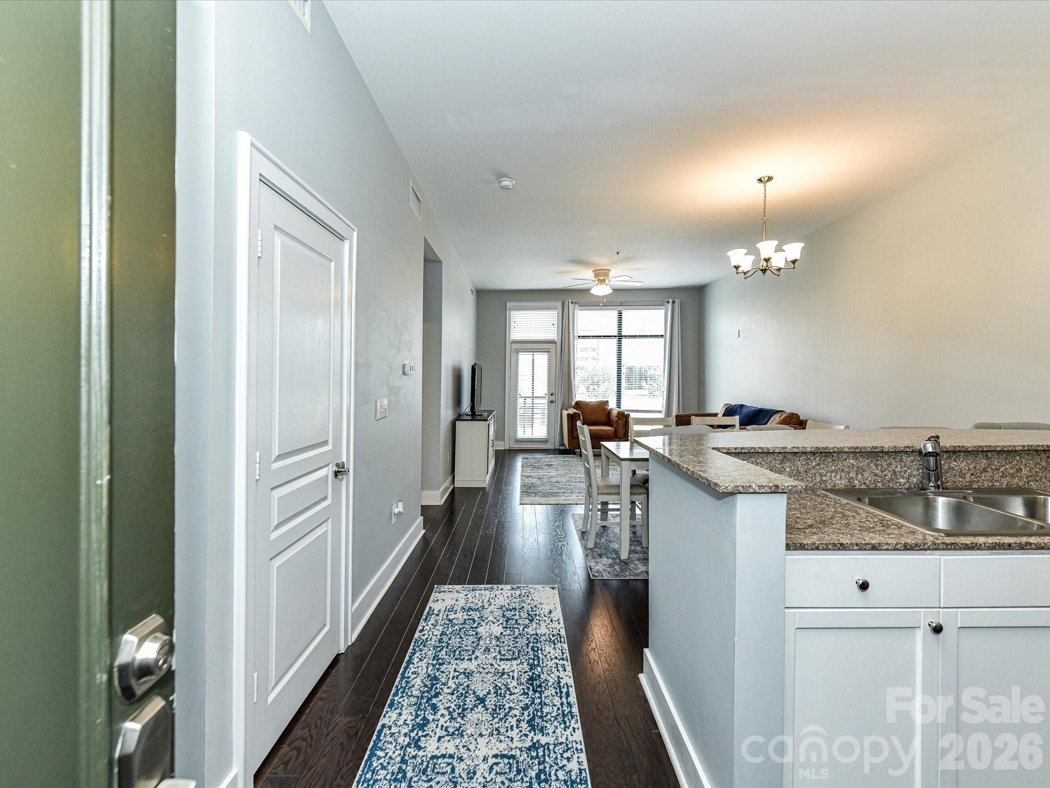 115 E Park Avenue — Charlotte