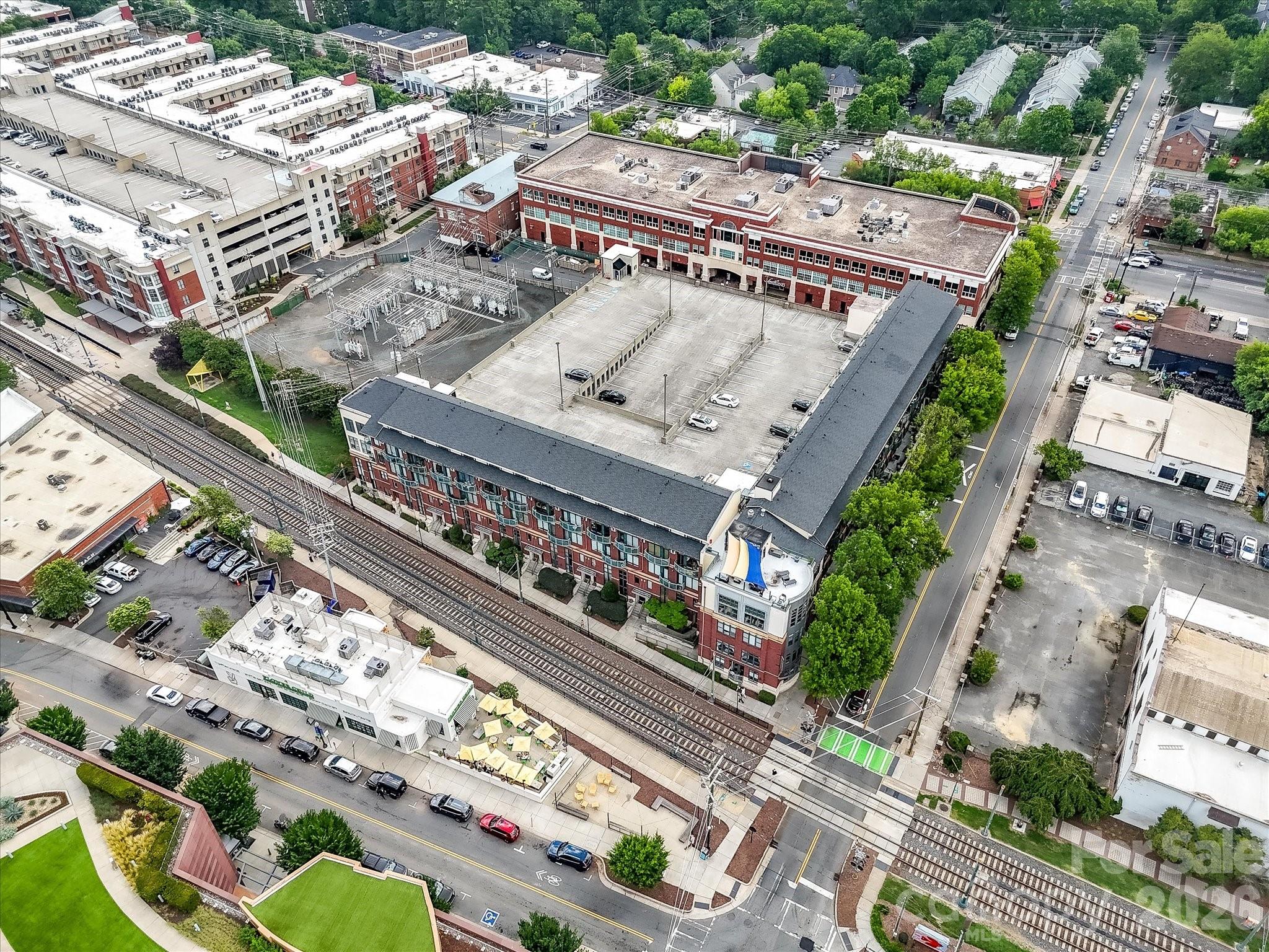 115 E Park Avenue — Charlotte