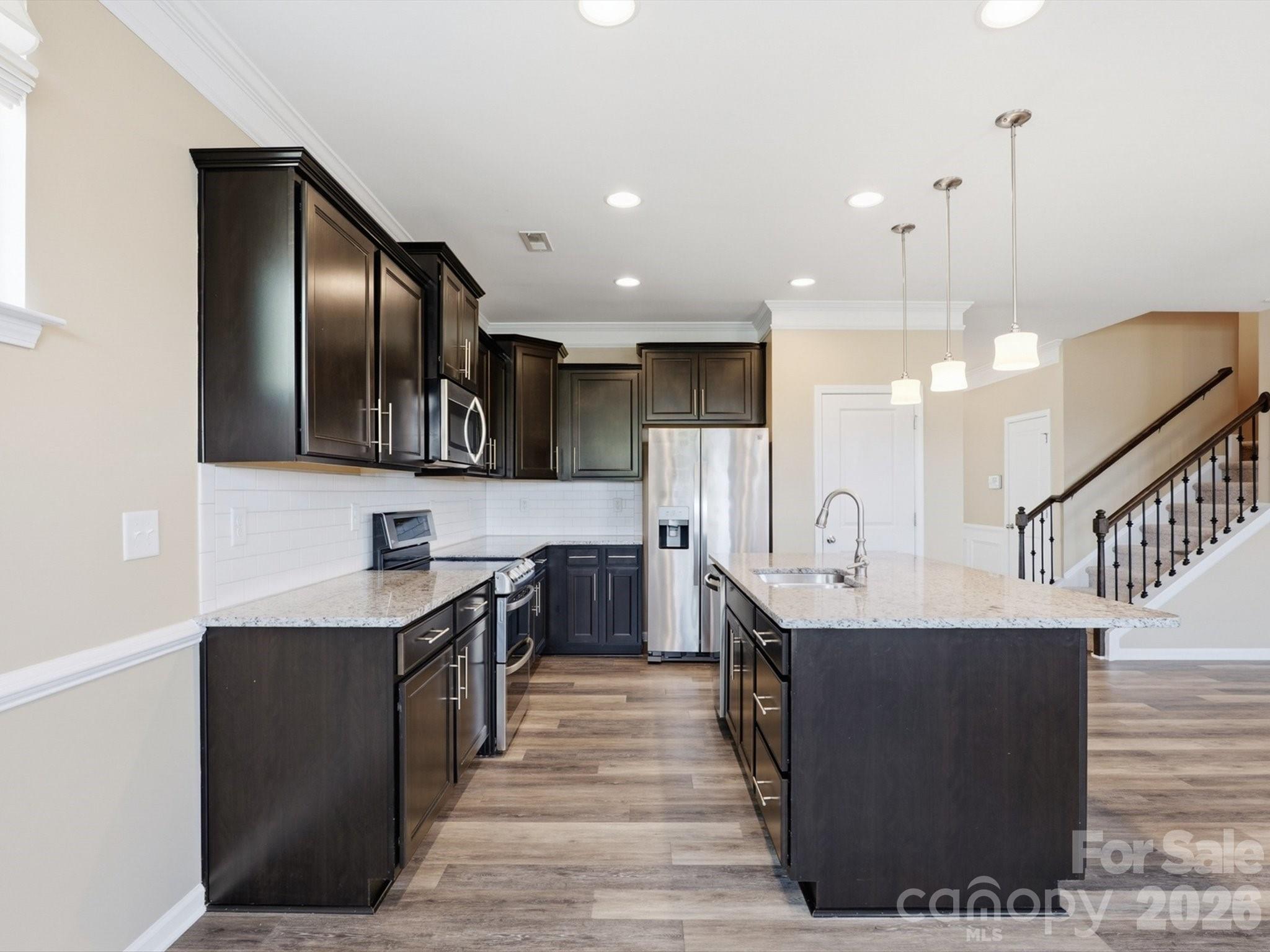 2020 Pinyon Lane — Lancaster