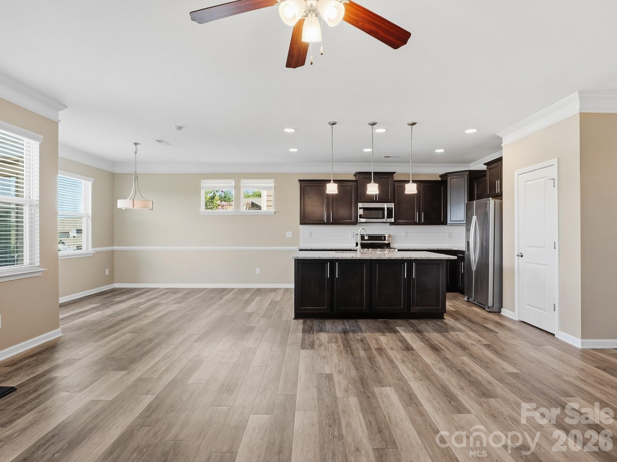 2020 Pinyon Lane — Lancaster