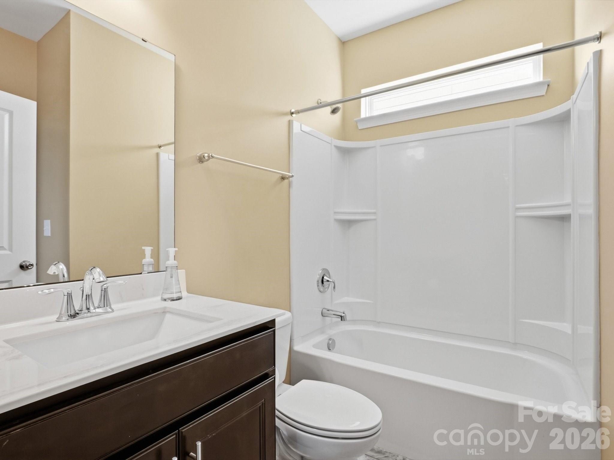 2020 Pinyon Lane — Lancaster