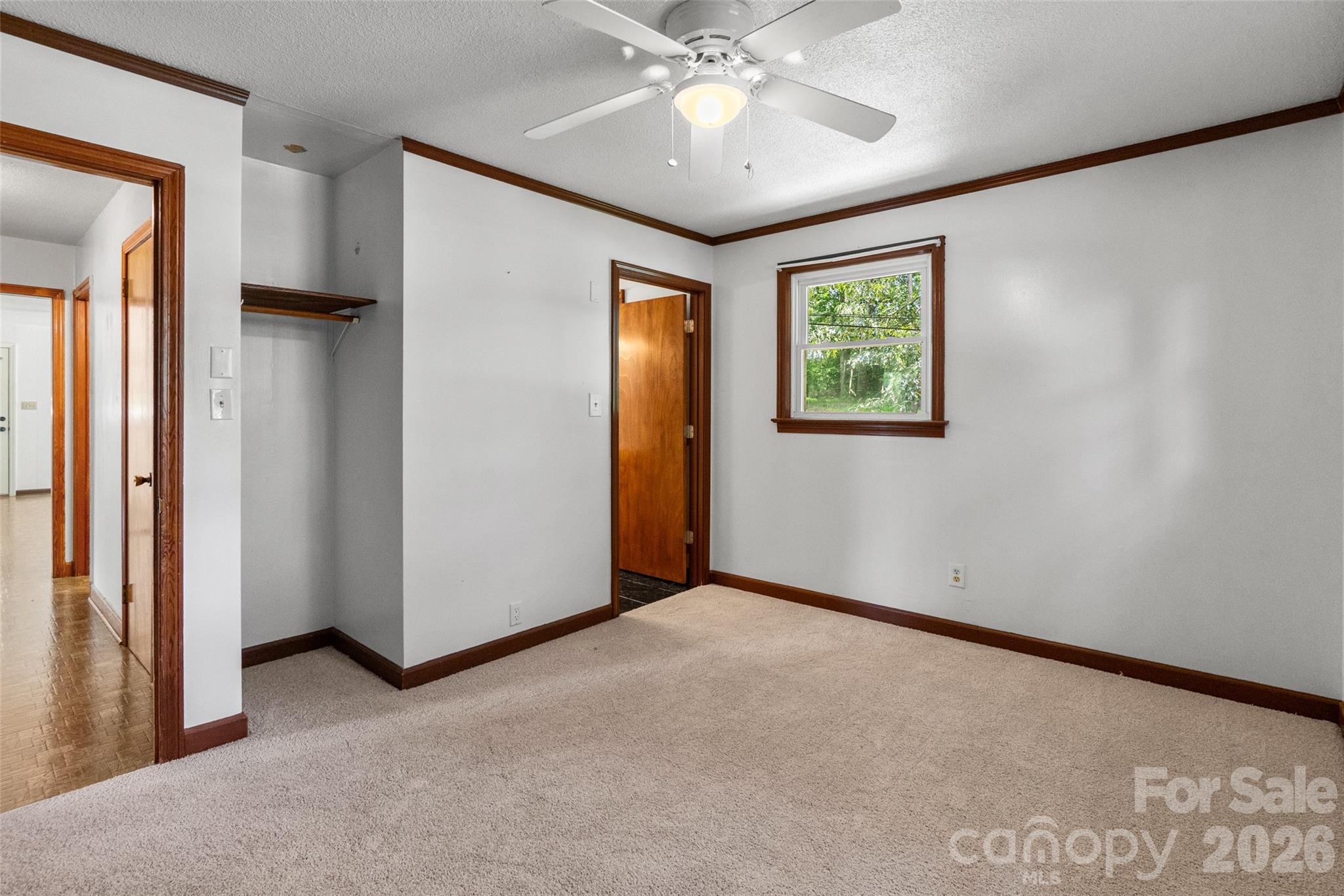 382 Wildwood Circle — Taylorsville