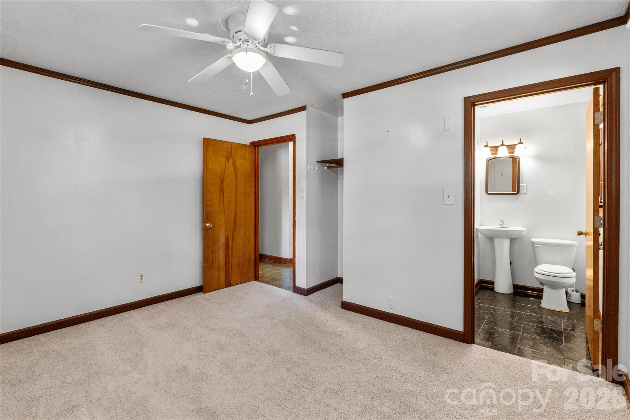 382 Wildwood Circle — Taylorsville