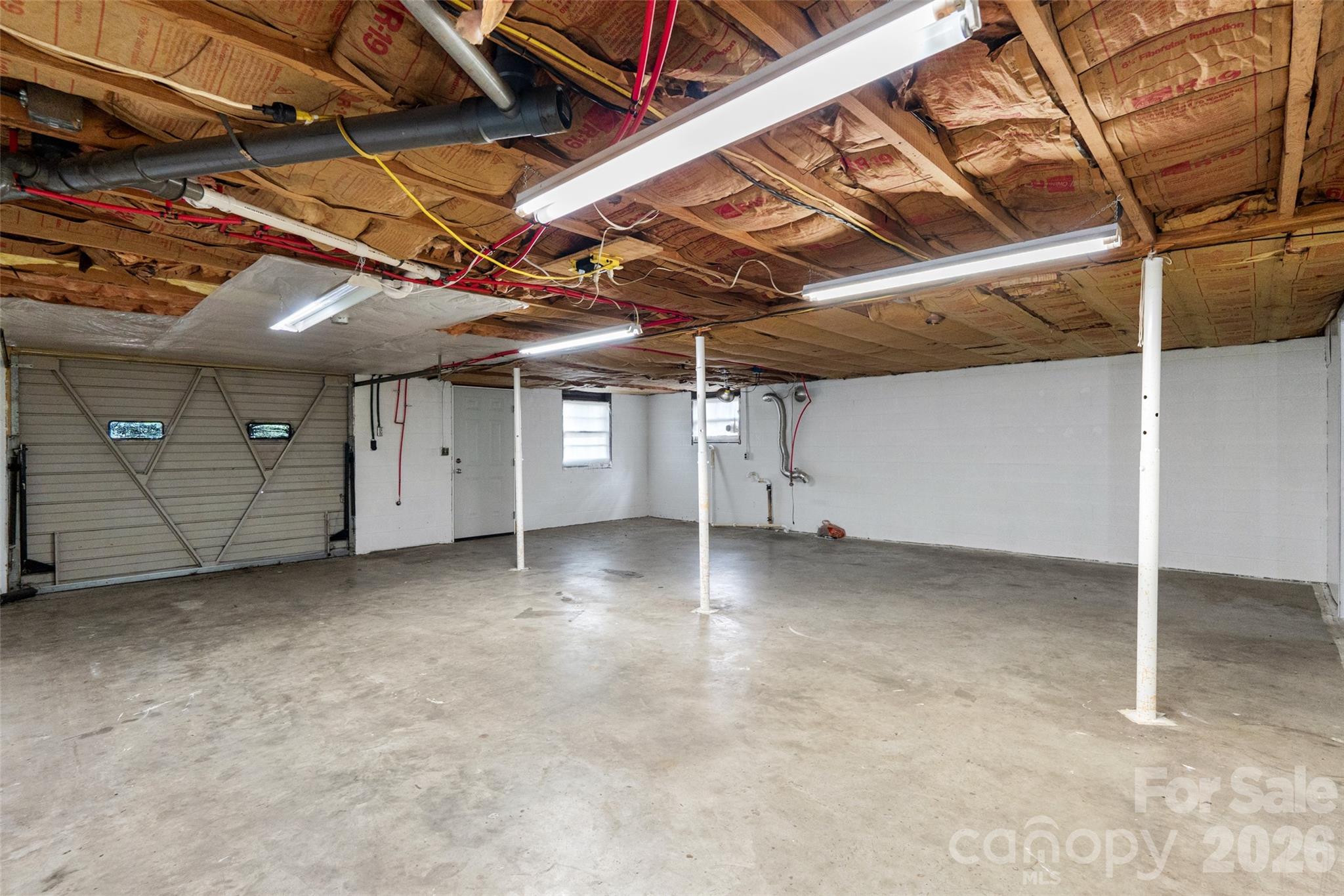 382 Wildwood Circle — Taylorsville