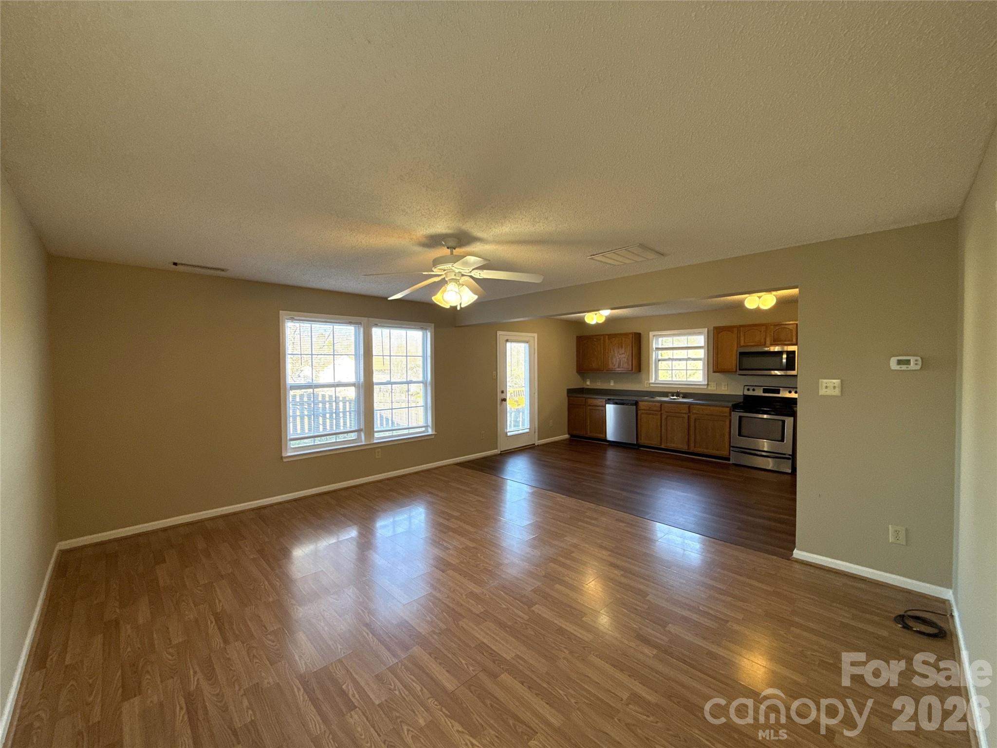2043 Dunsmore Lane — Waxhaw