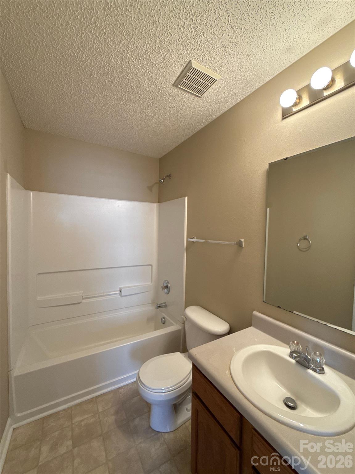 2043 Dunsmore Lane — Waxhaw