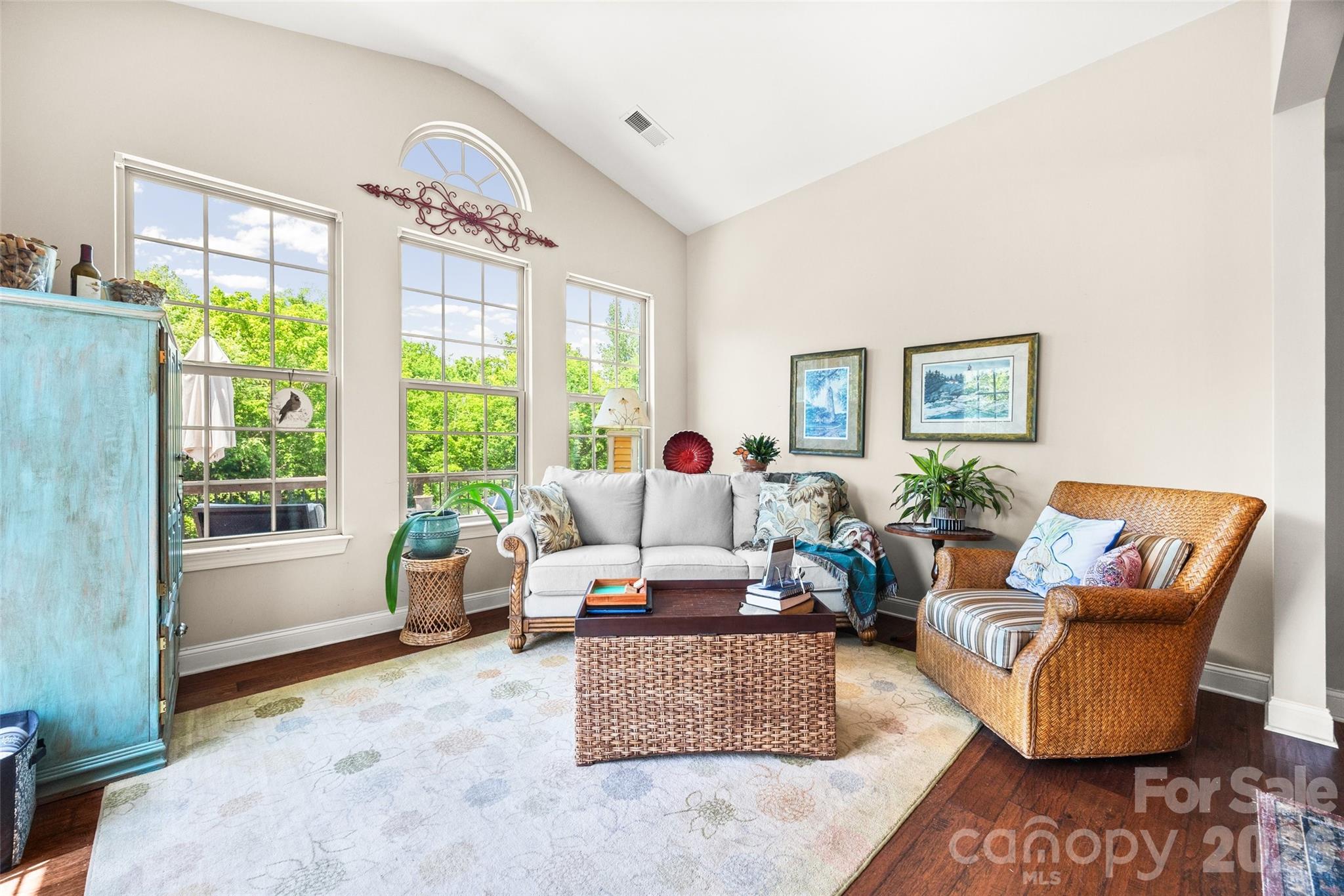 8477 Whitworth Avenue — Harrisburg
