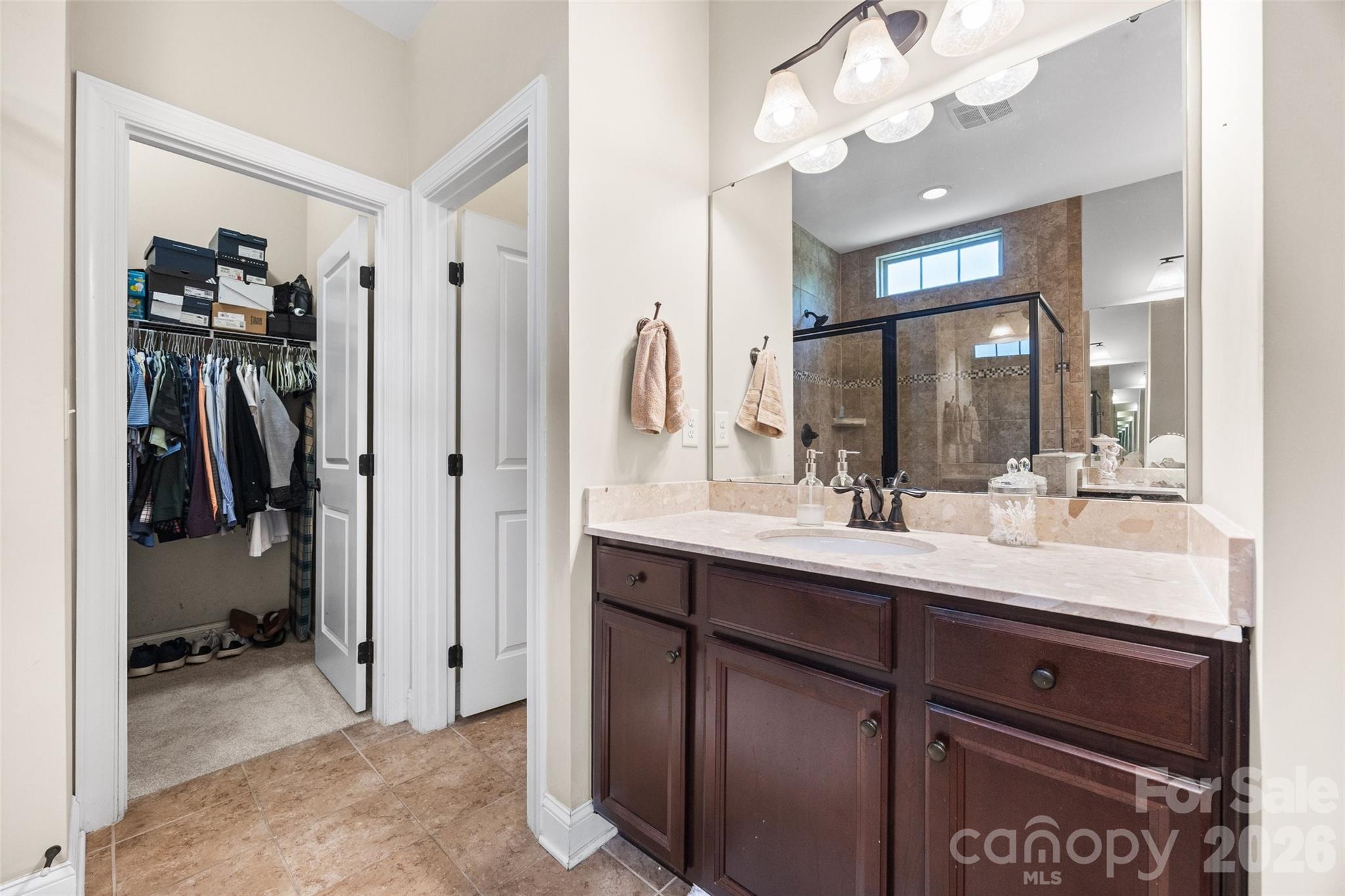 8477 Whitworth Avenue — Harrisburg