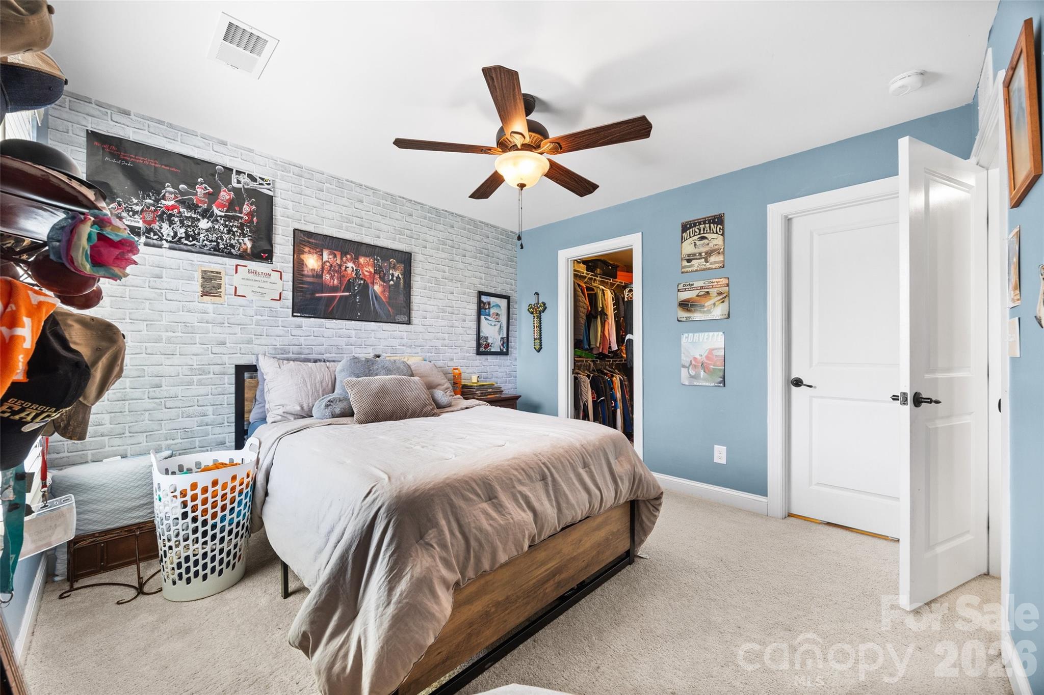 8477 Whitworth Avenue — Harrisburg